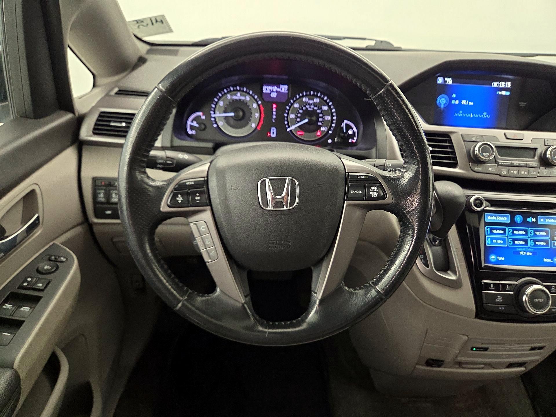 Thumbnail: 2016 Honda Odyssey - 10