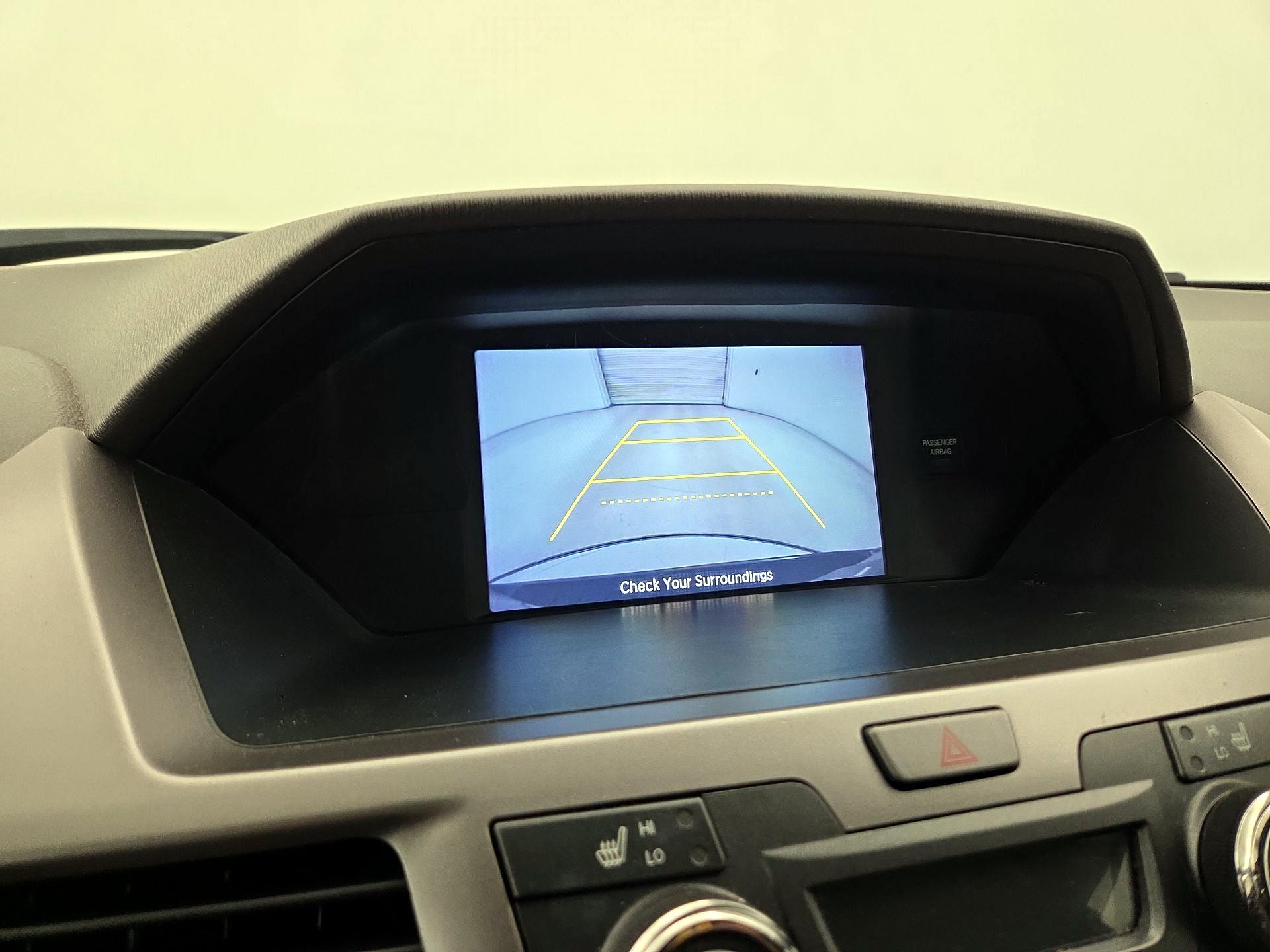 Thumbnail: 2016 Honda Odyssey - 14