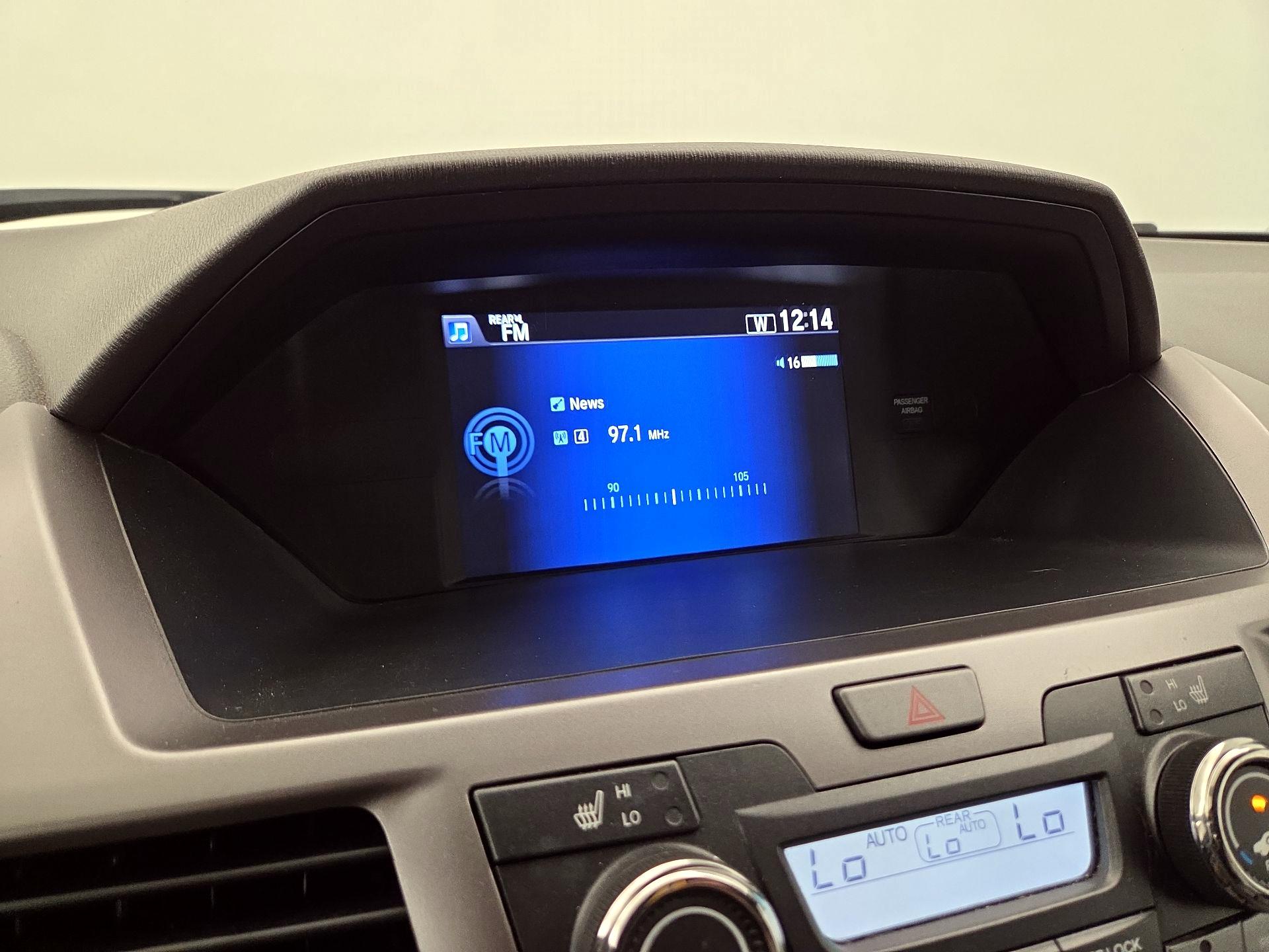 Thumbnail: 2016 Honda Odyssey - 15