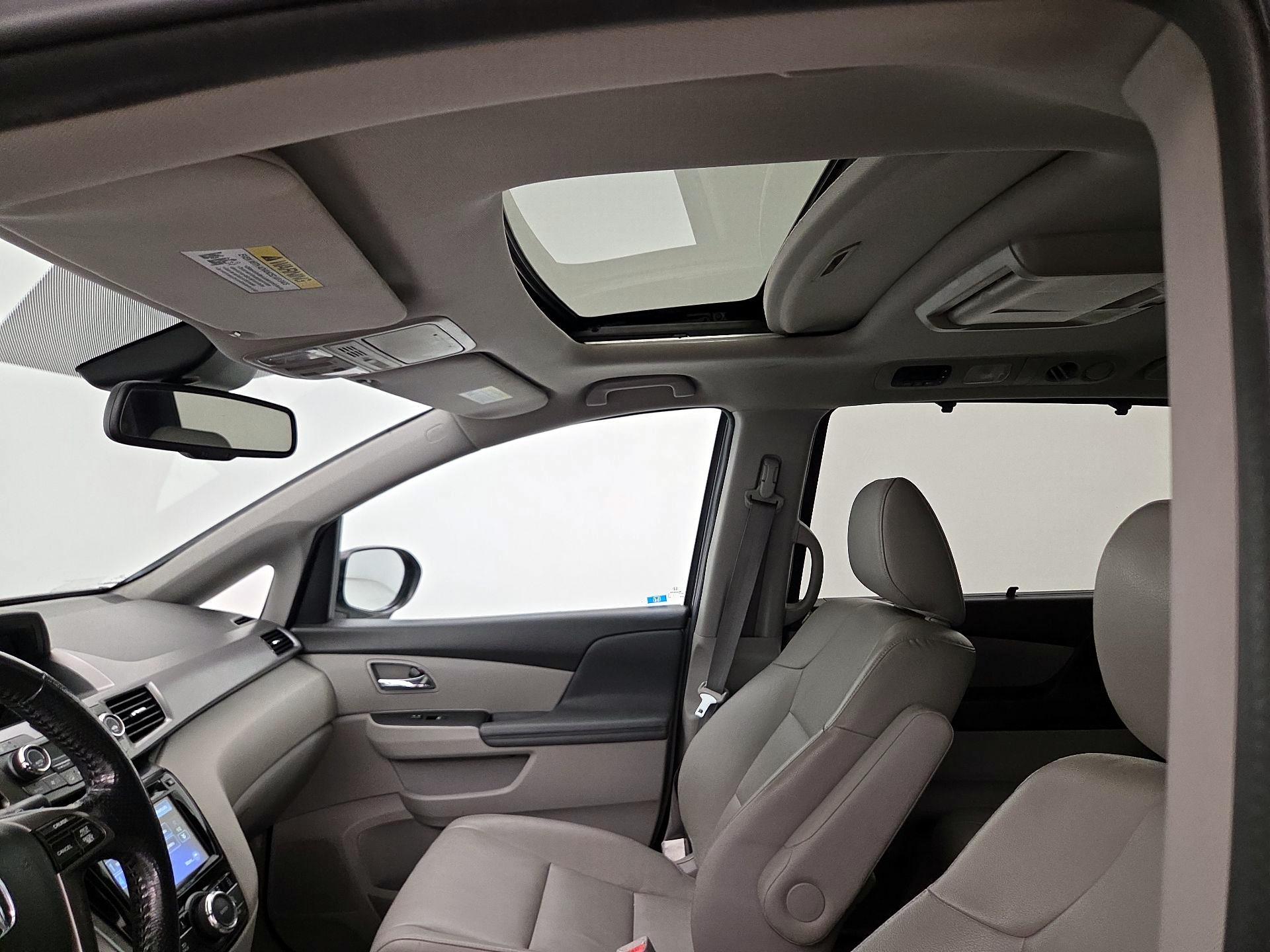 Thumbnail: 2016 Honda Odyssey - 19