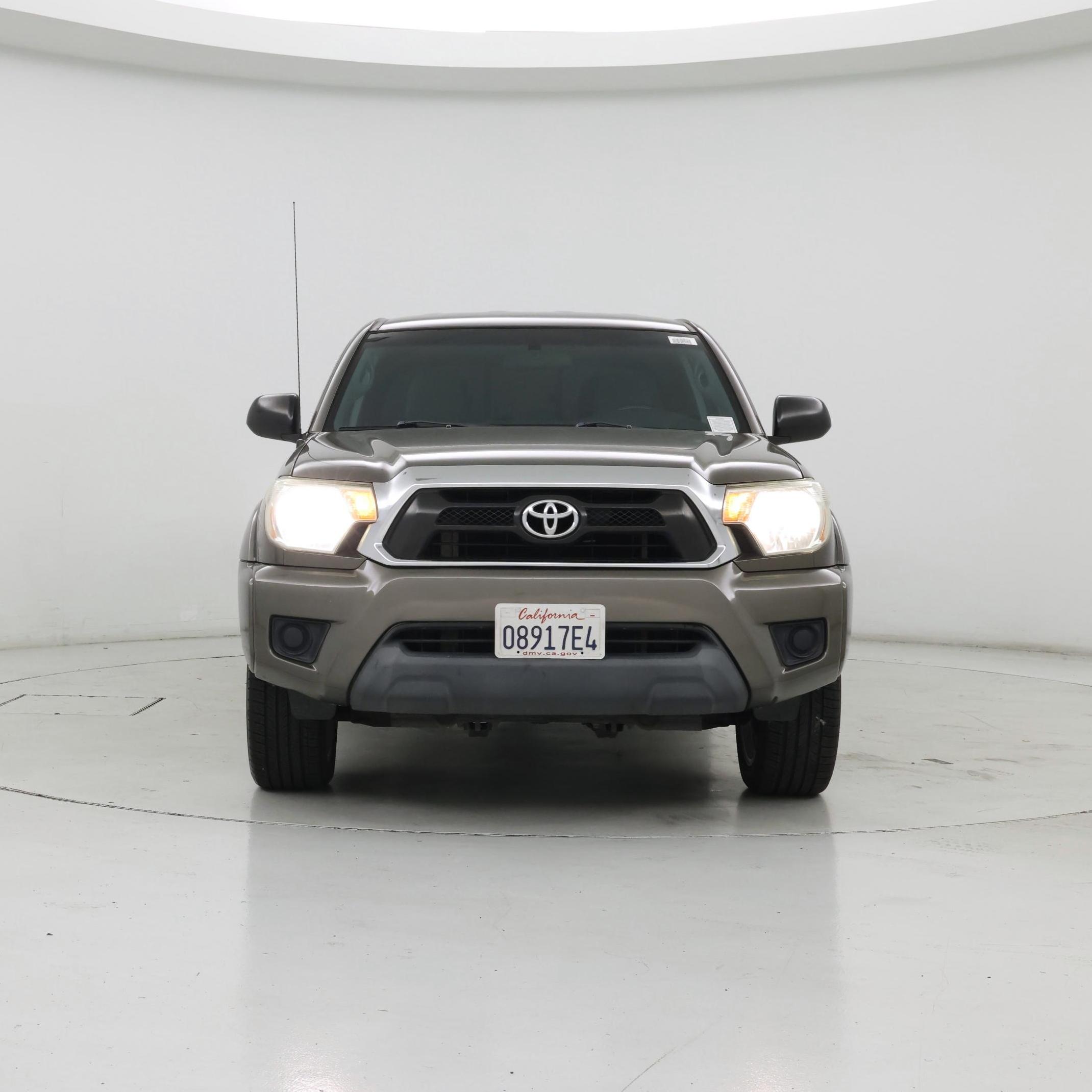 Thumbnail: 2015 Toyota Tacoma - 5