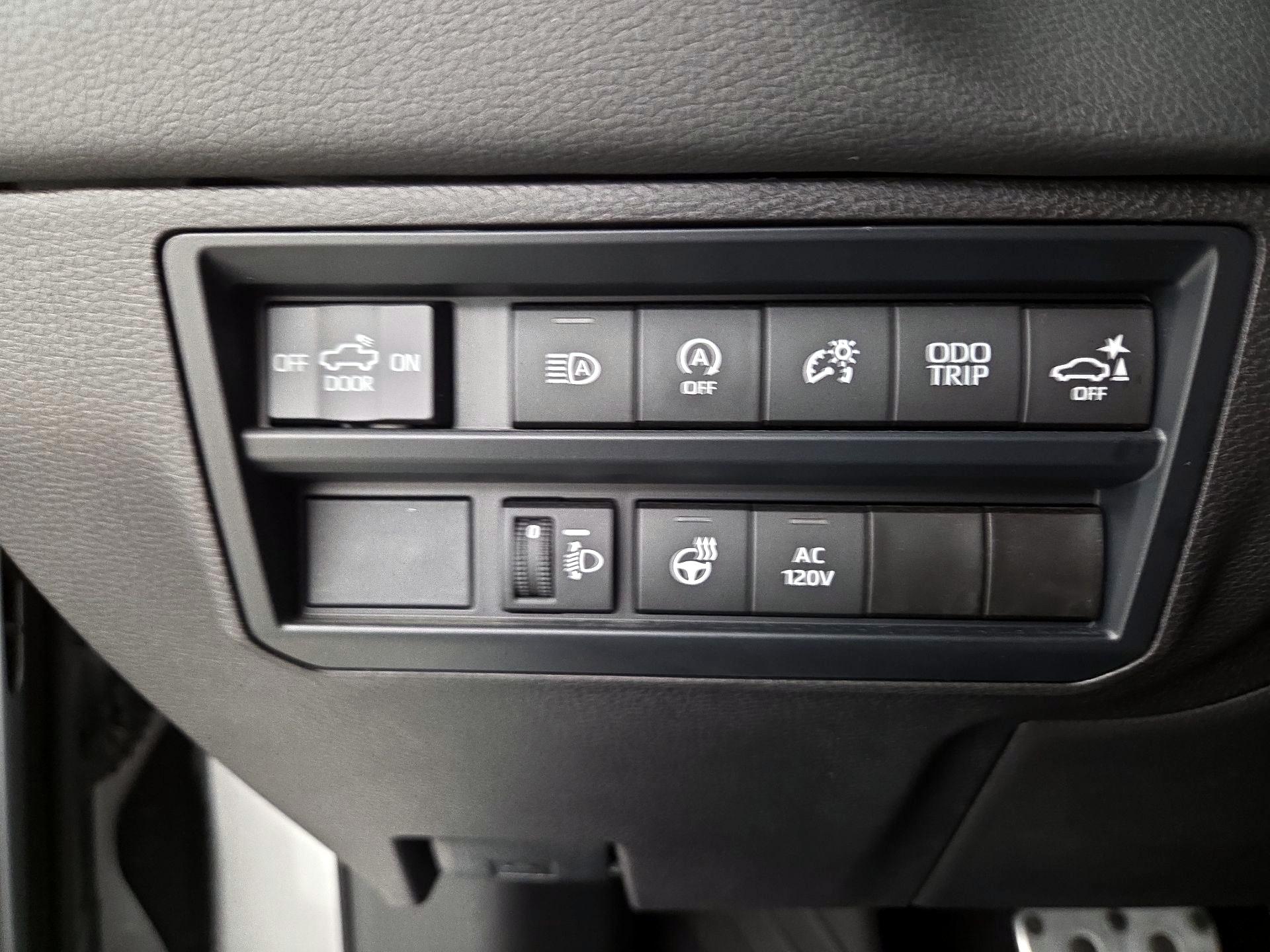 Thumbnail: 2025 Toyota Tundra - 13