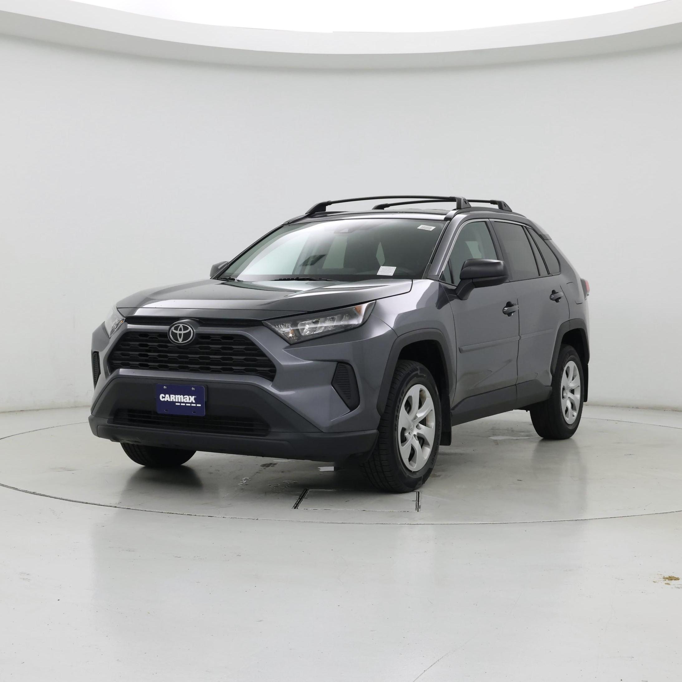 Thumbnail: 2021 Toyota RAV4 - 4