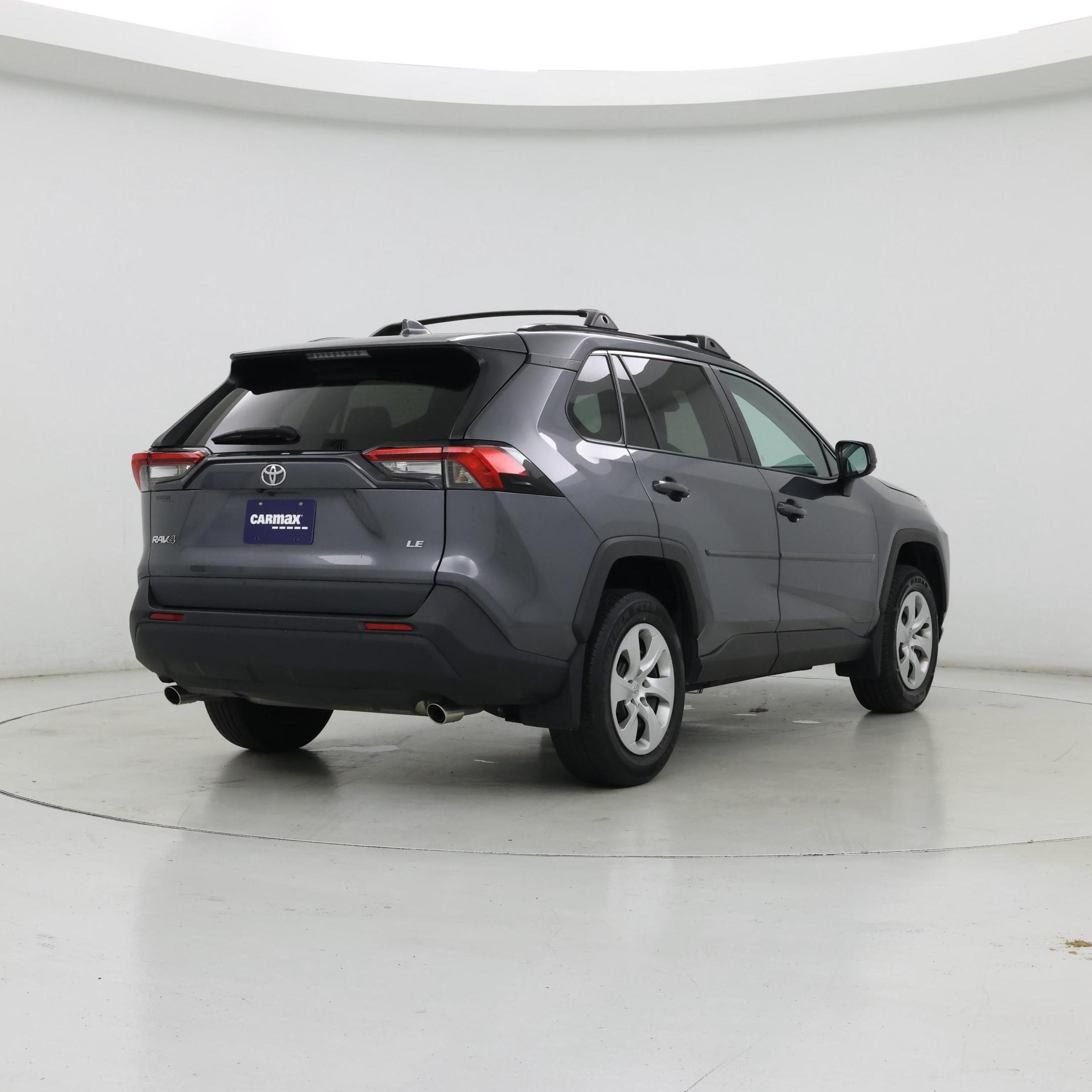Thumbnail: 2021 Toyota RAV4 - 8