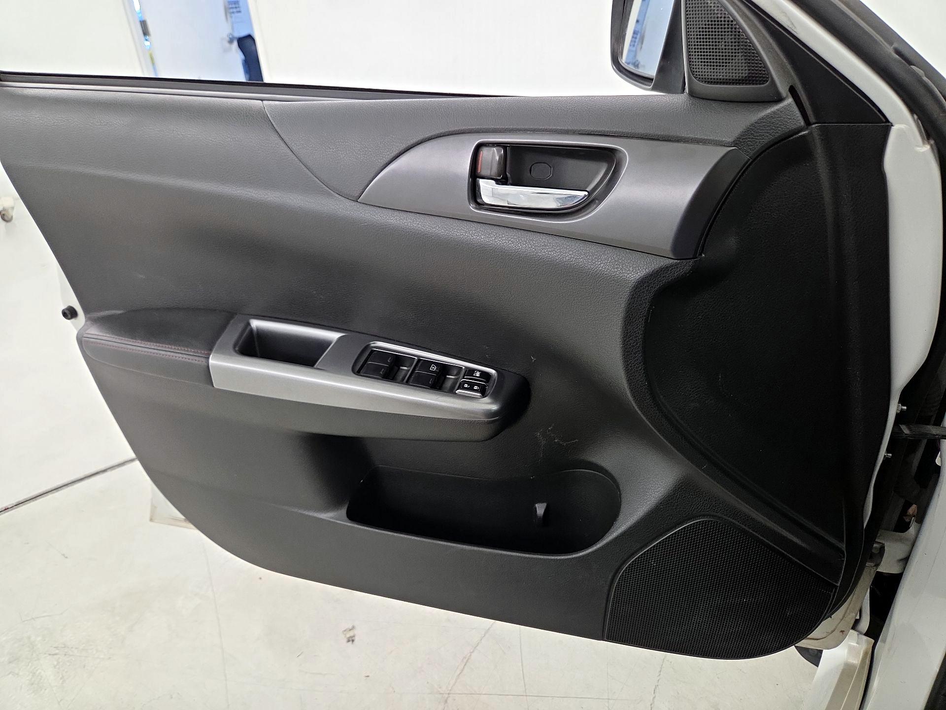 Thumbnail: 2014 Subaru Impreza - 12