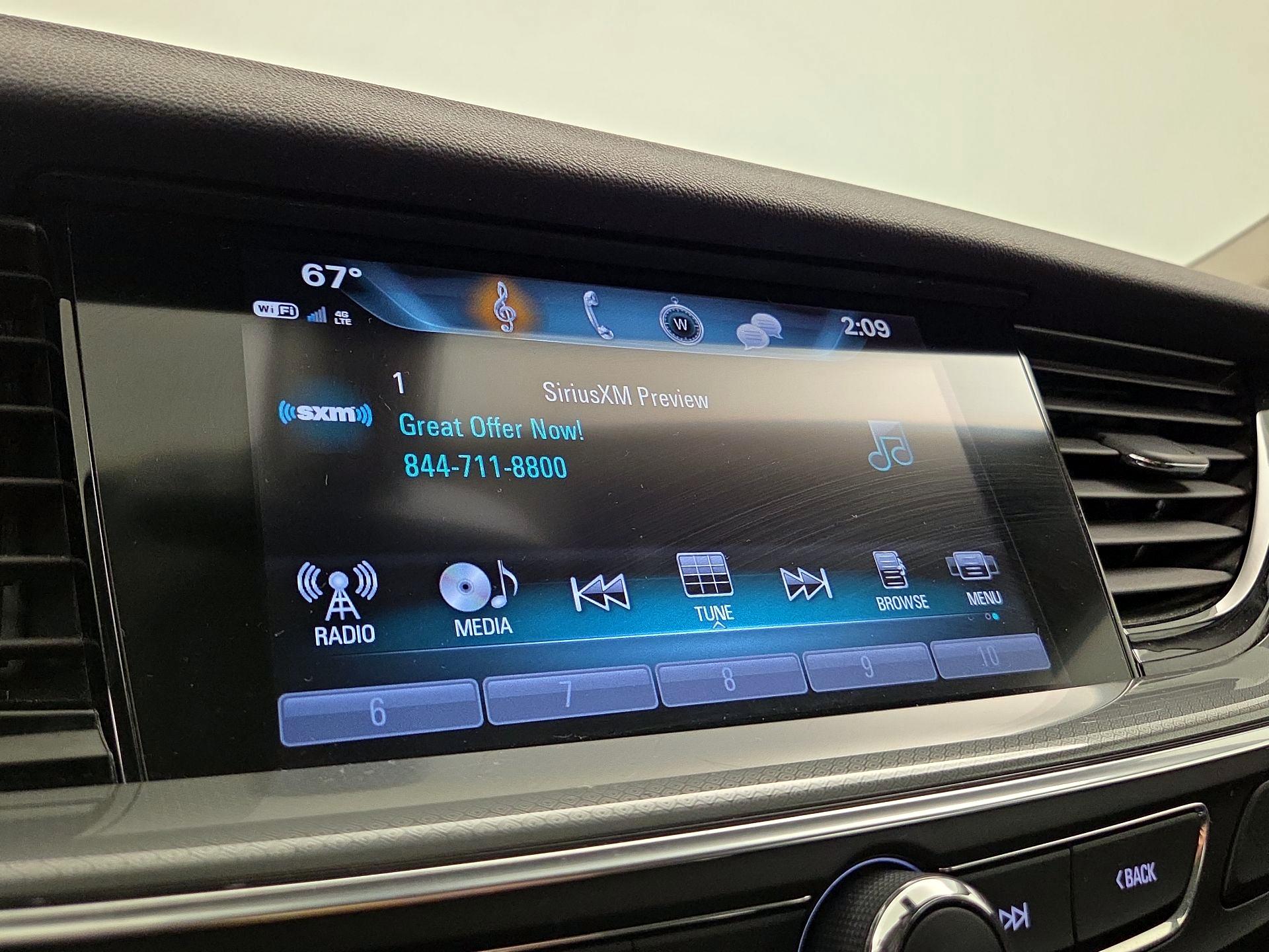 Thumbnail: 2018 Buick Regal - 15