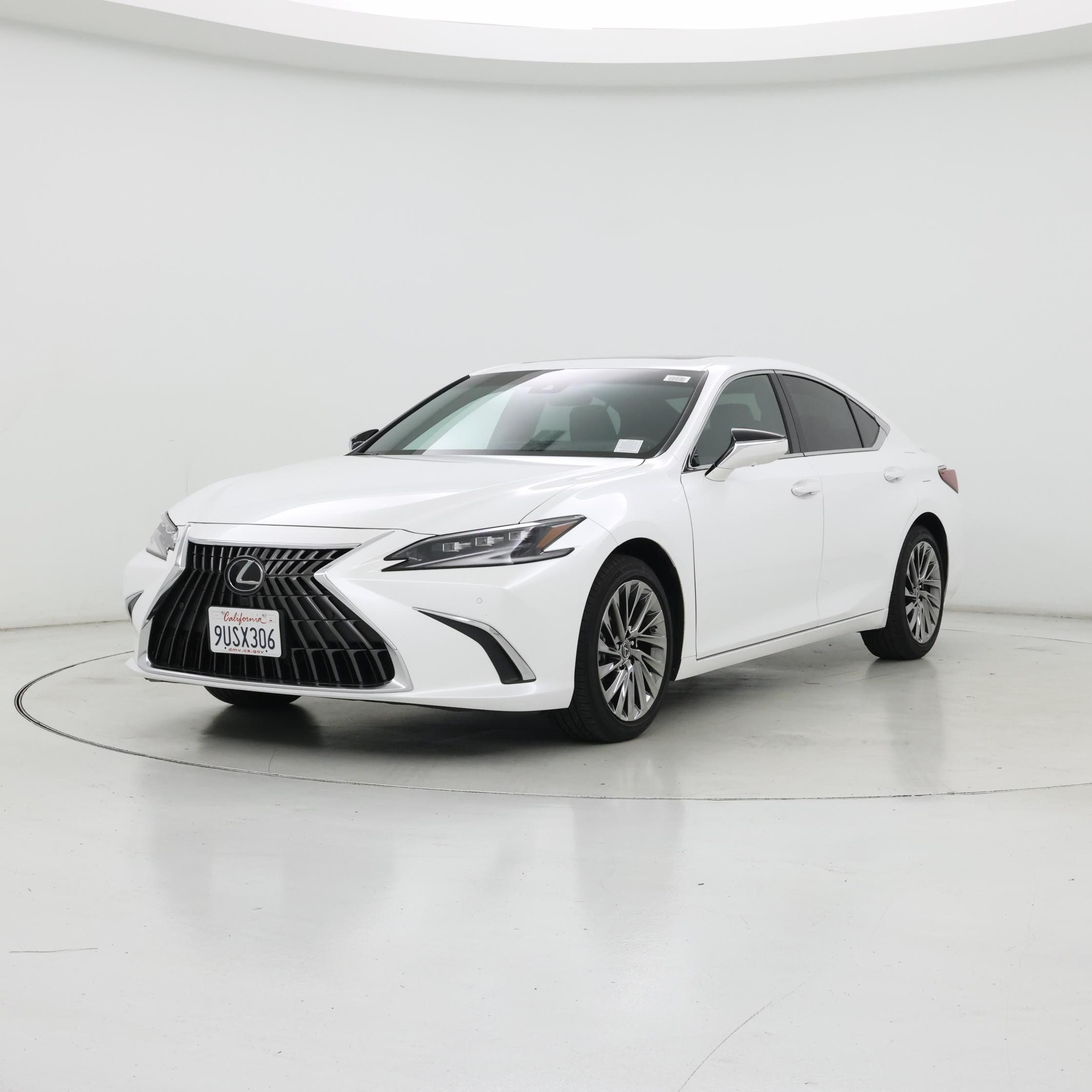 Thumbnail: 2025 Lexus ES - 4