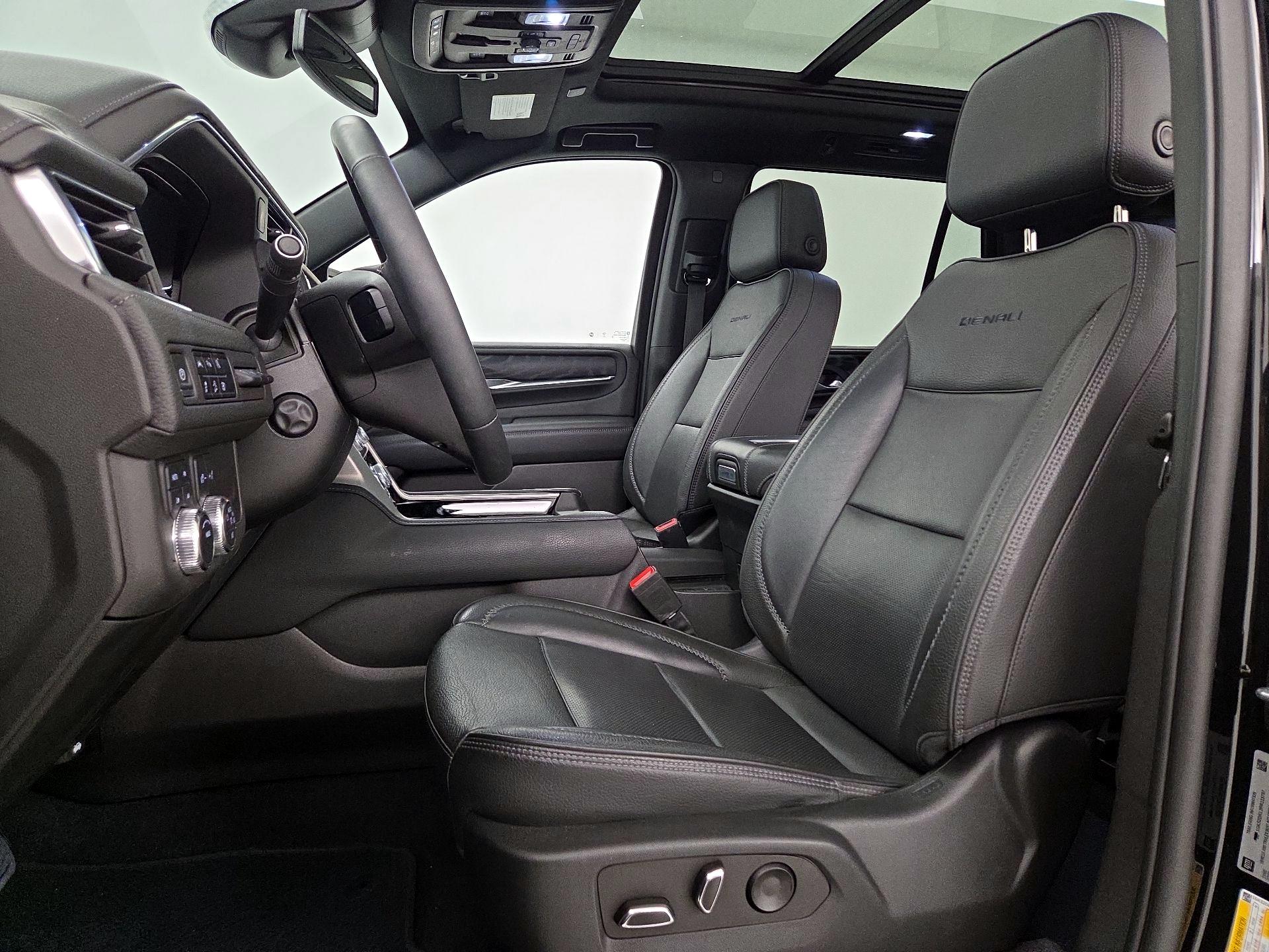 Thumbnail: 2023 GMC Yukon - 11