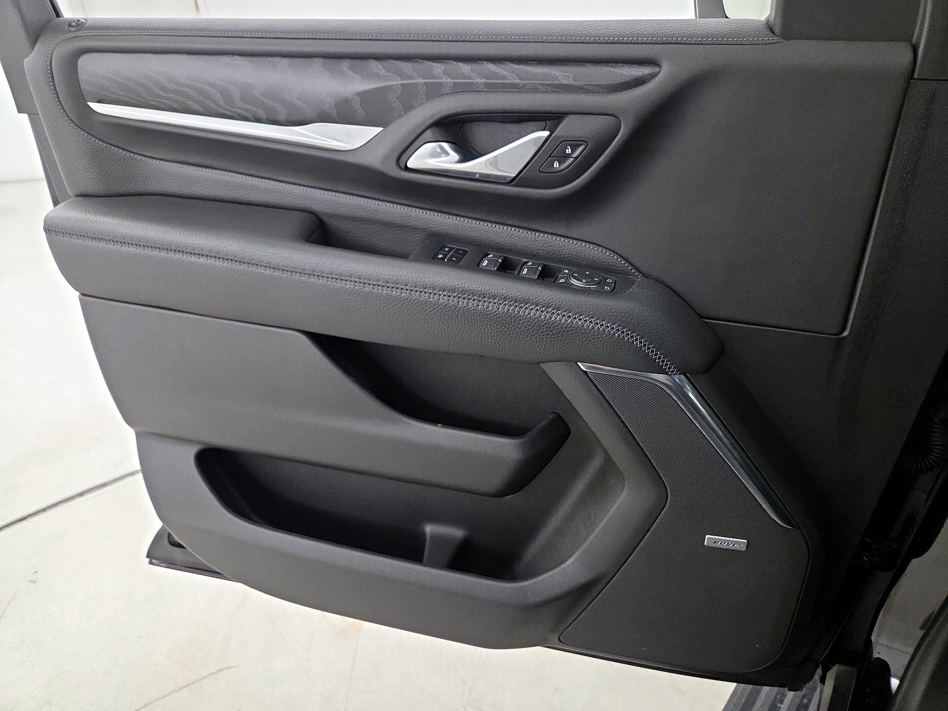 Thumbnail: 2023 GMC Yukon - 12