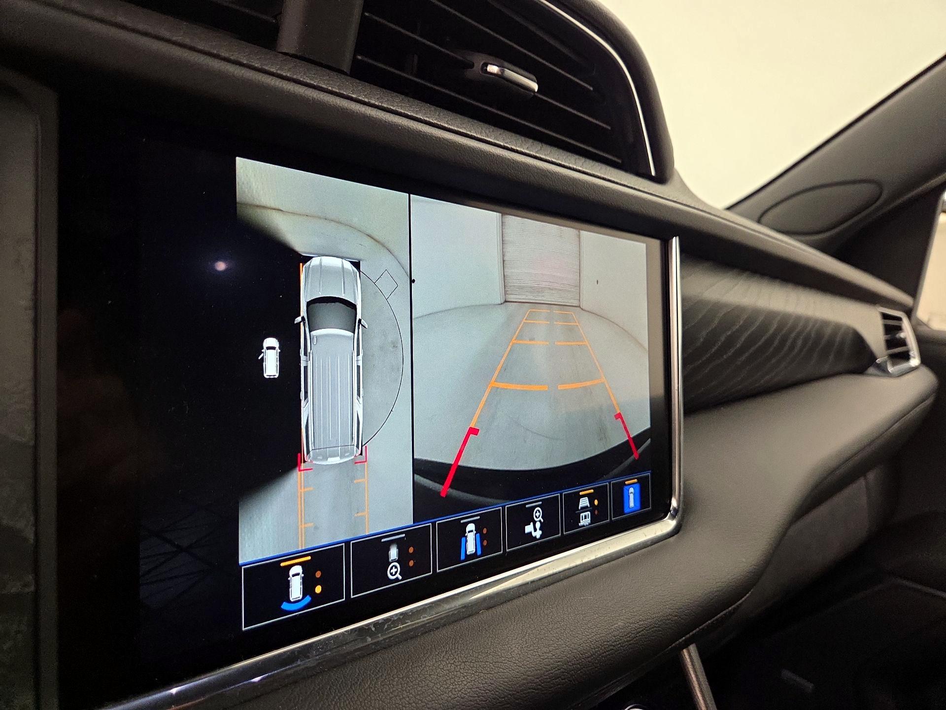 Thumbnail: 2023 GMC Yukon - 15