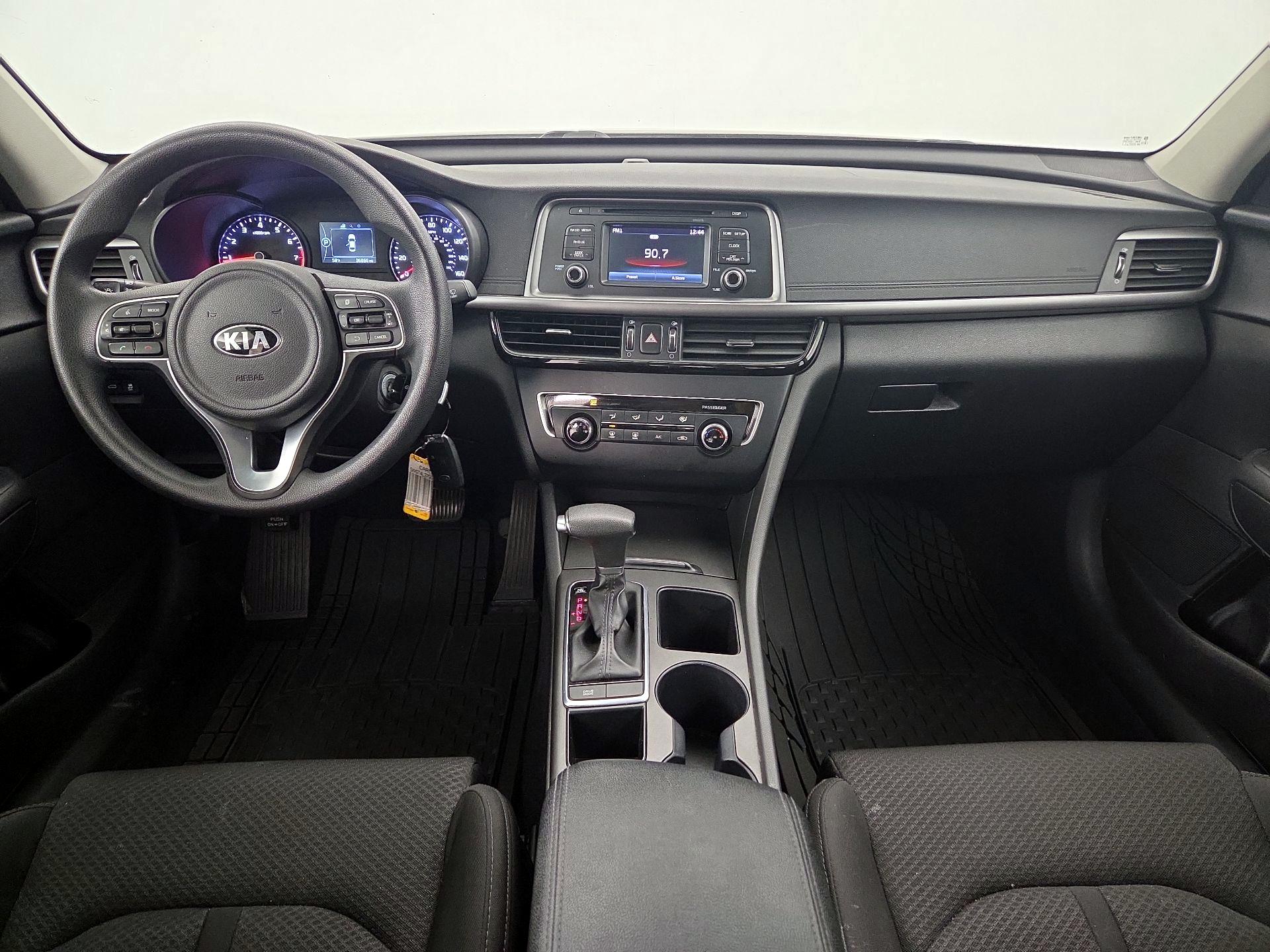 Thumbnail: 2016 Kia Optima - 9