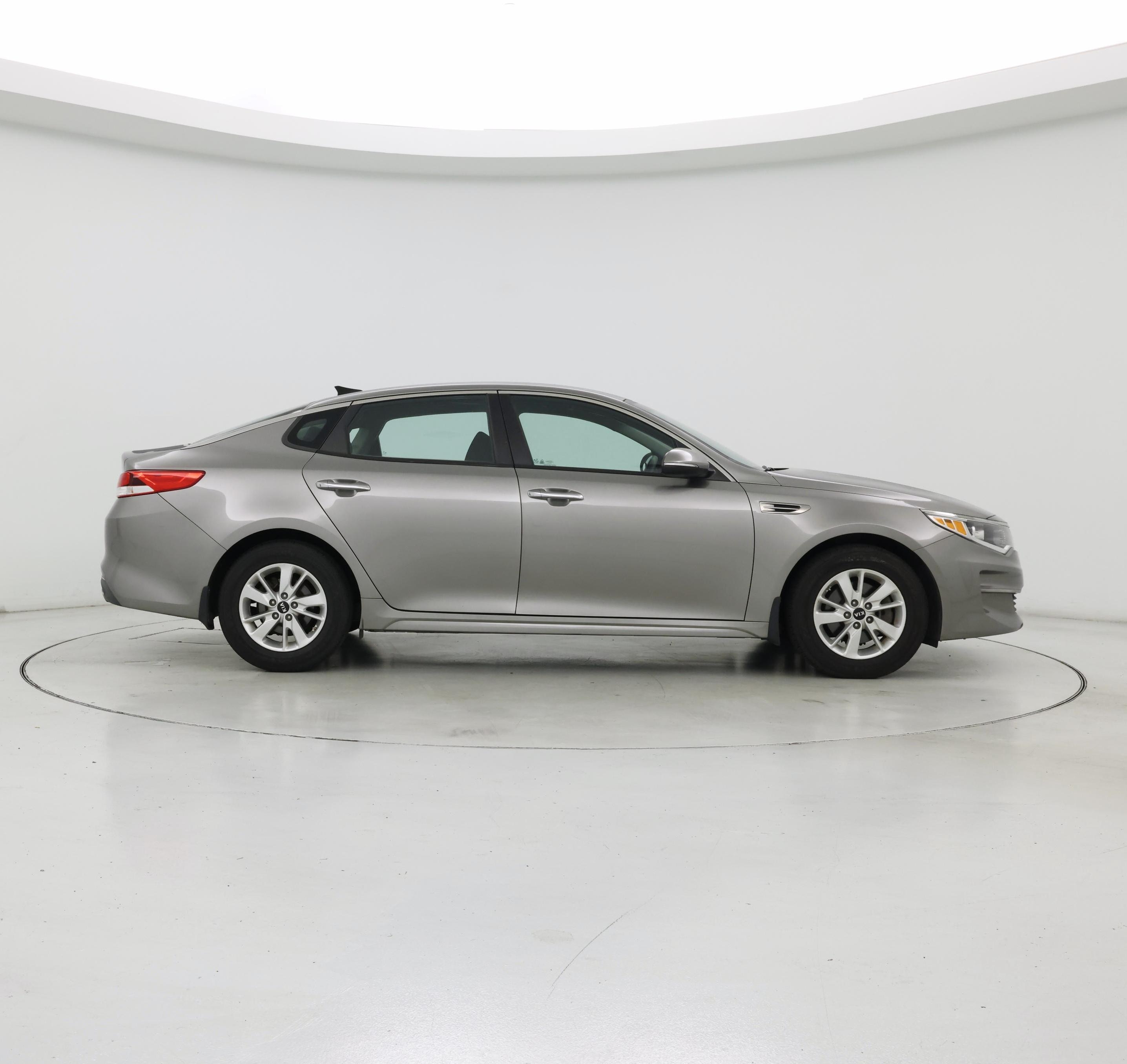Thumbnail: 2016 Kia Optima - 7