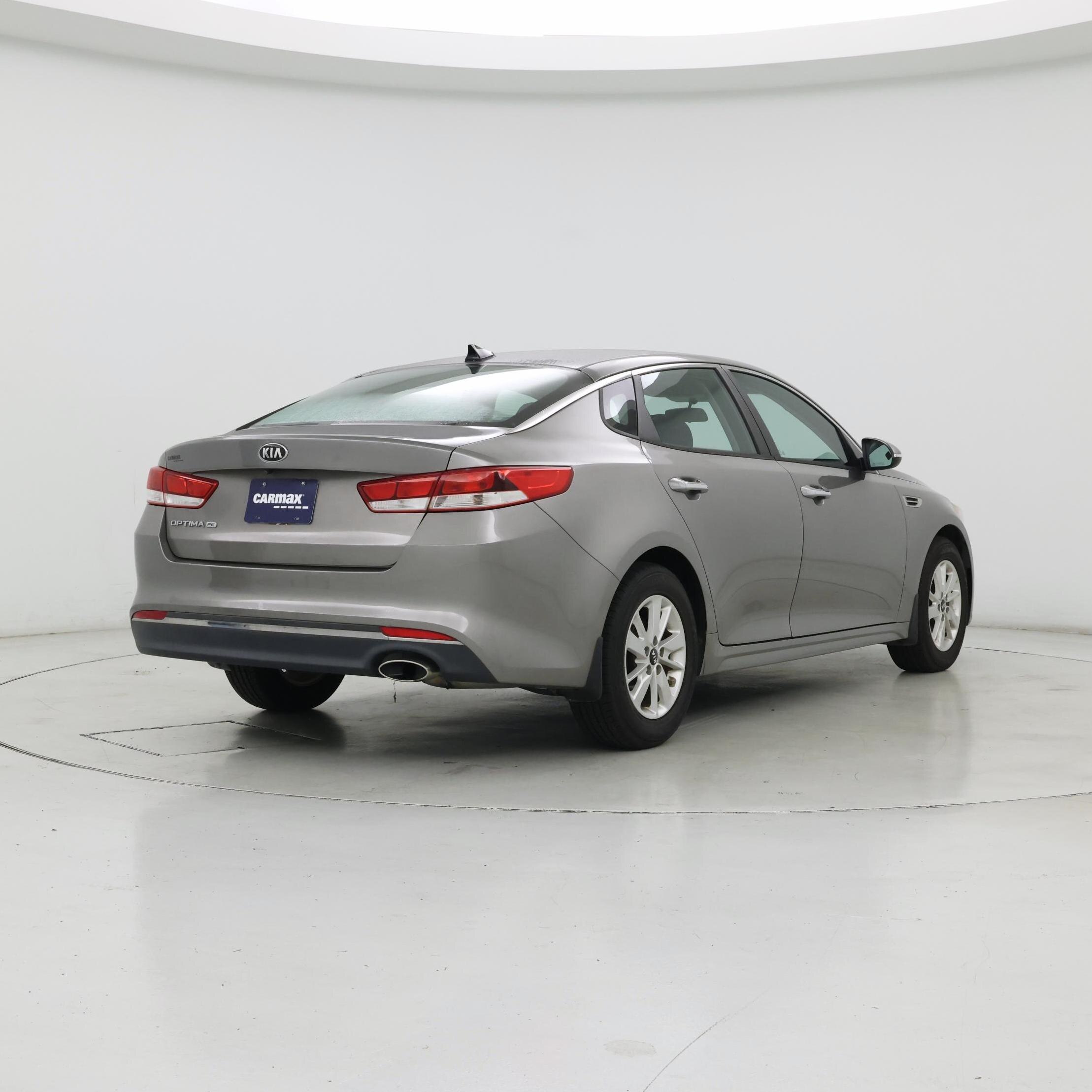 Thumbnail: 2016 Kia Optima - 8