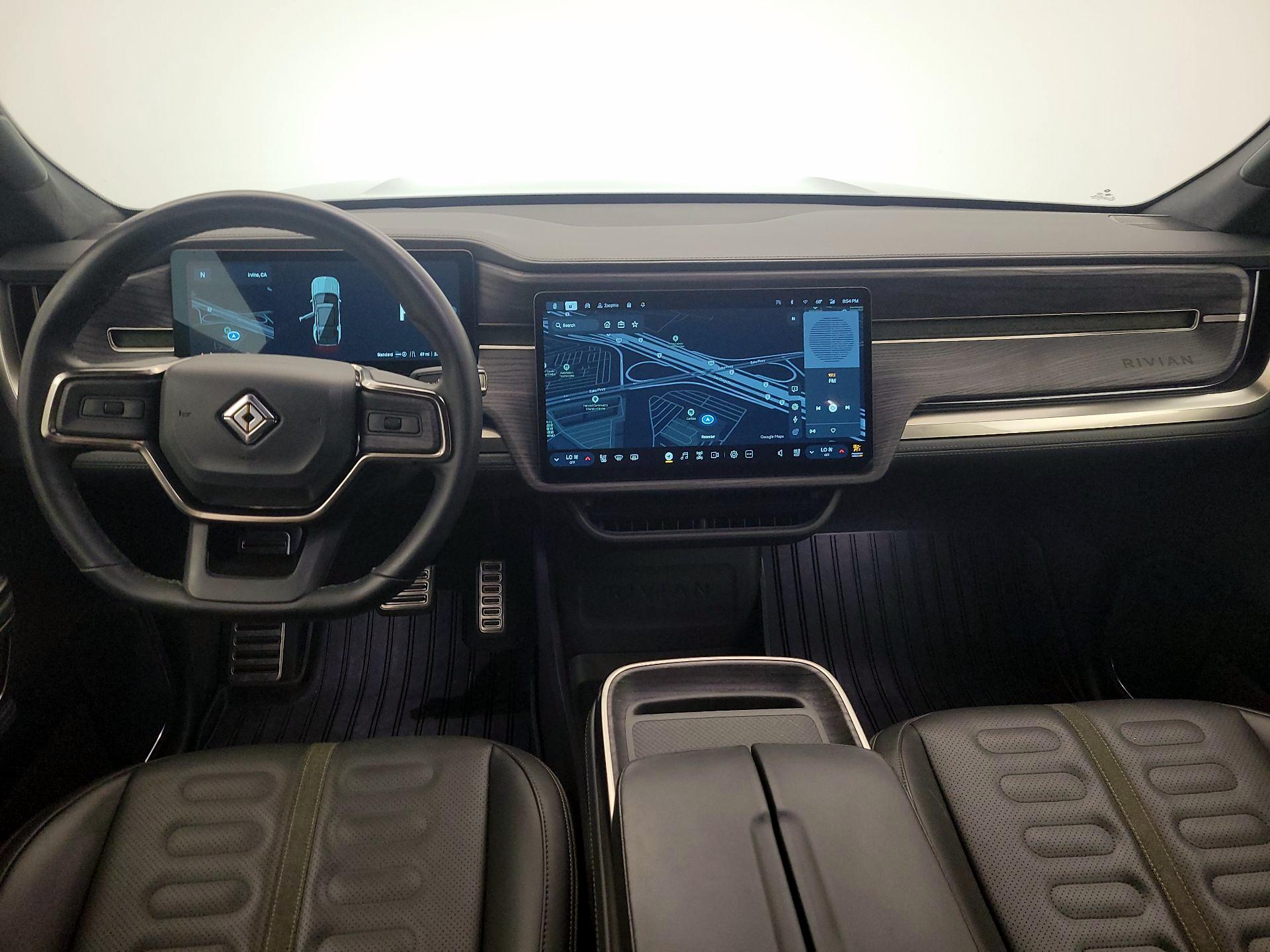 Thumbnail: 2024 Rivian R1S - 9