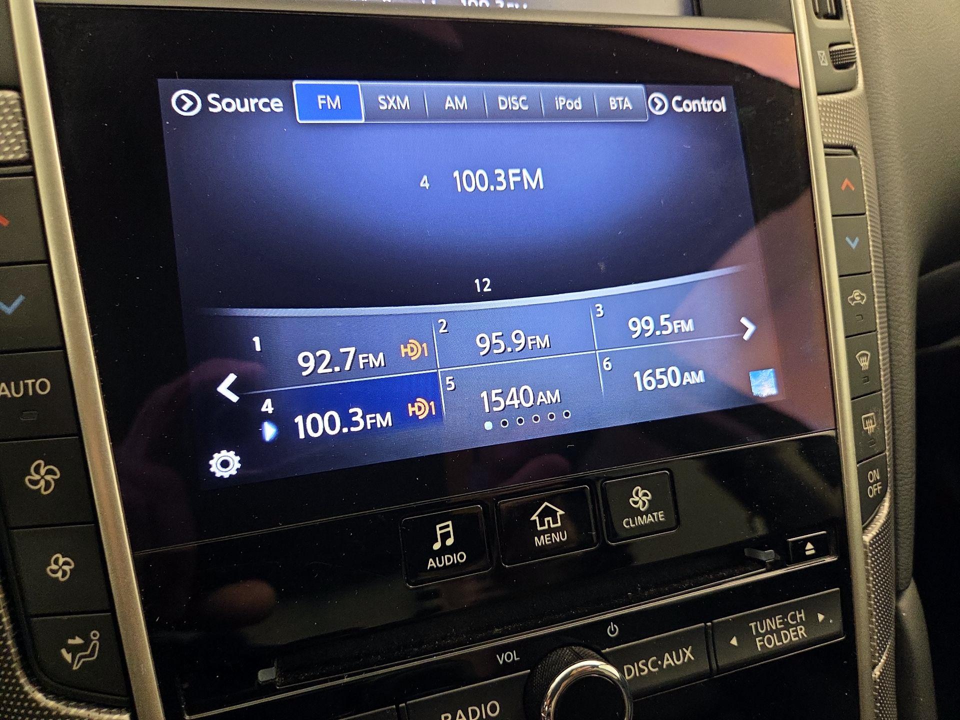 Thumbnail: 2016 INFINITI Q50 - 15