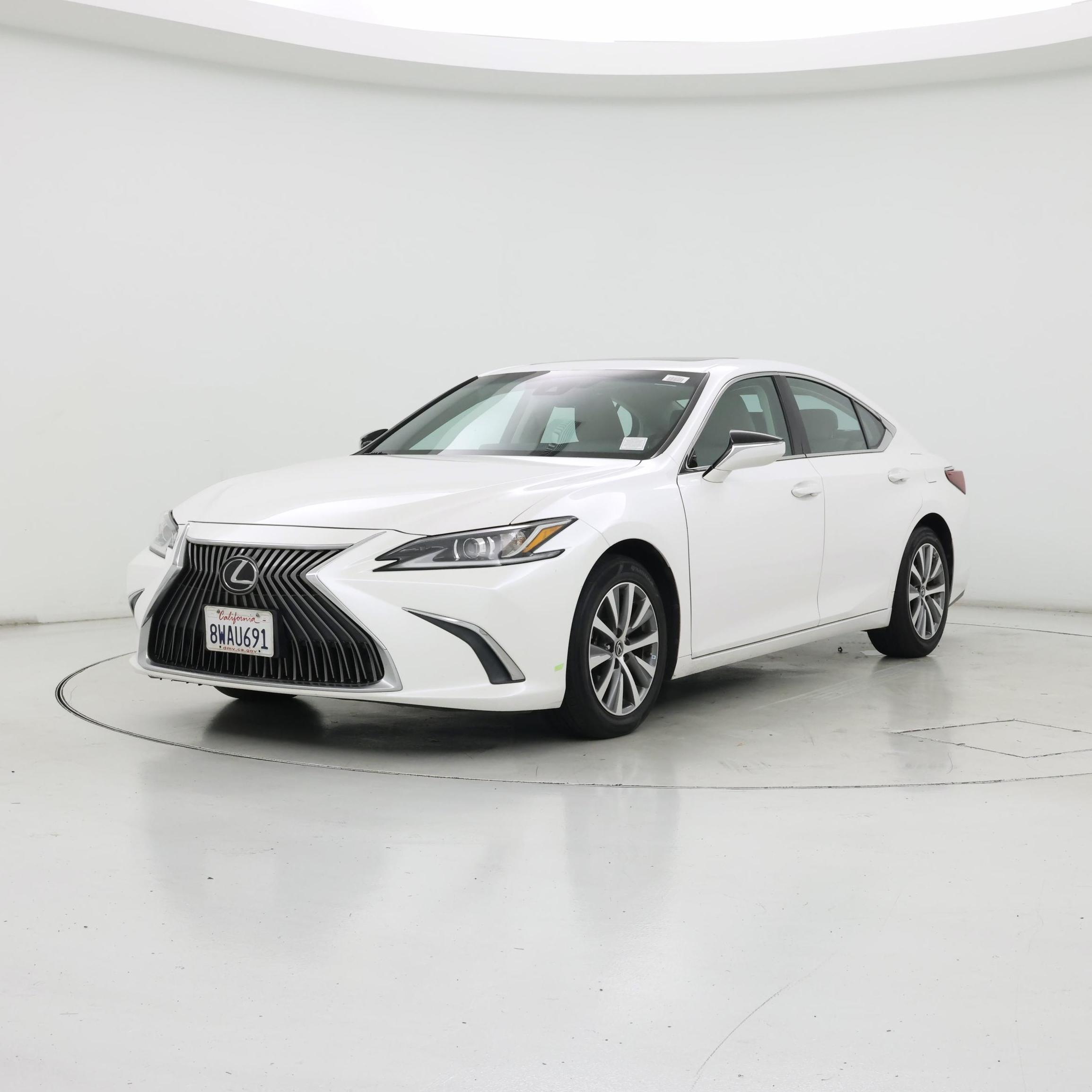 Thumbnail: 2021 Lexus ES - 4