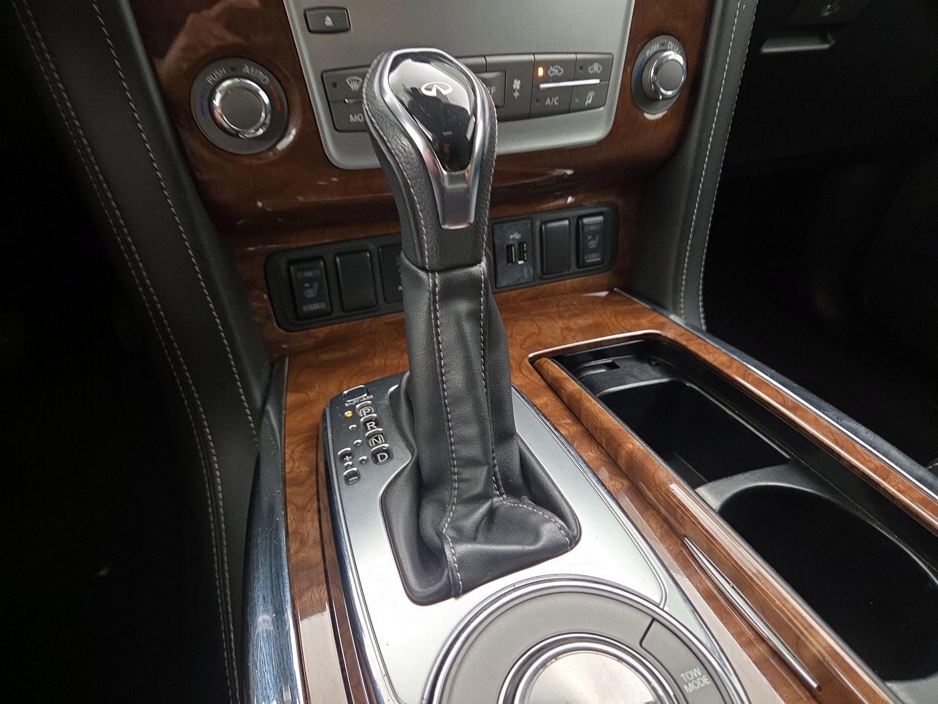 Thumbnail: 2019 INFINITI QX80 - 18