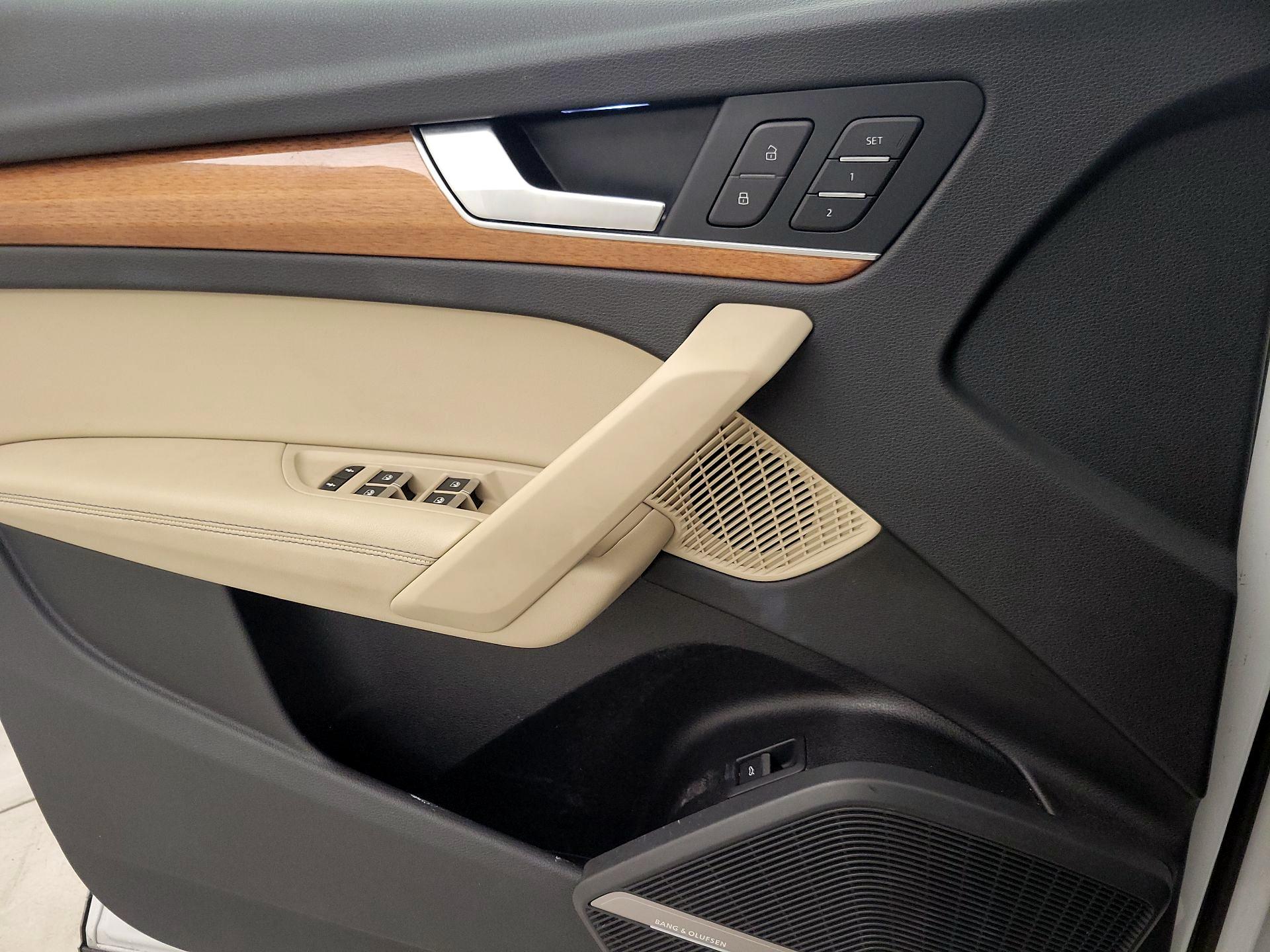 Thumbnail: 2021 Audi Q5 - 12