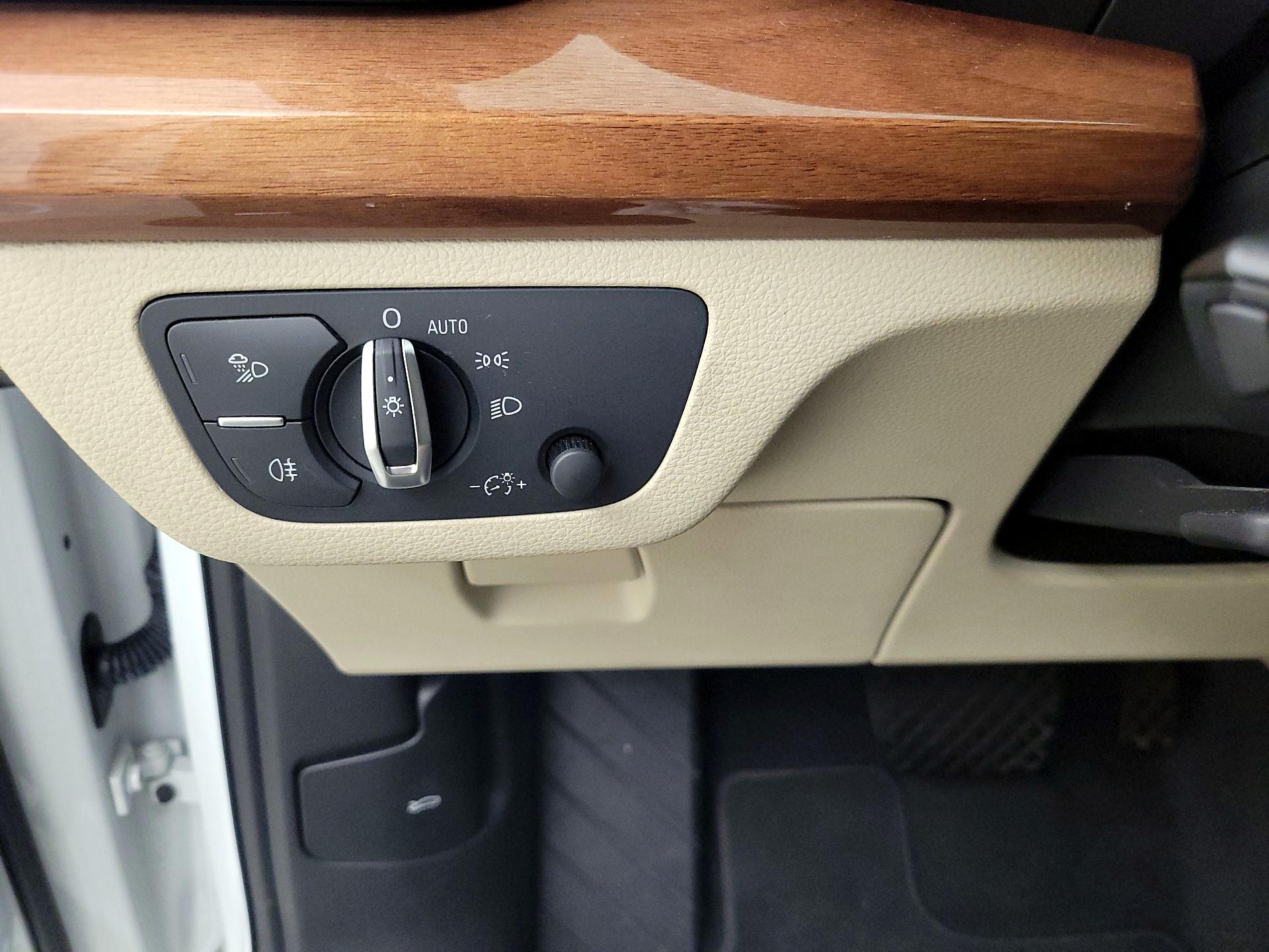 Thumbnail: 2021 Audi Q5 - 13