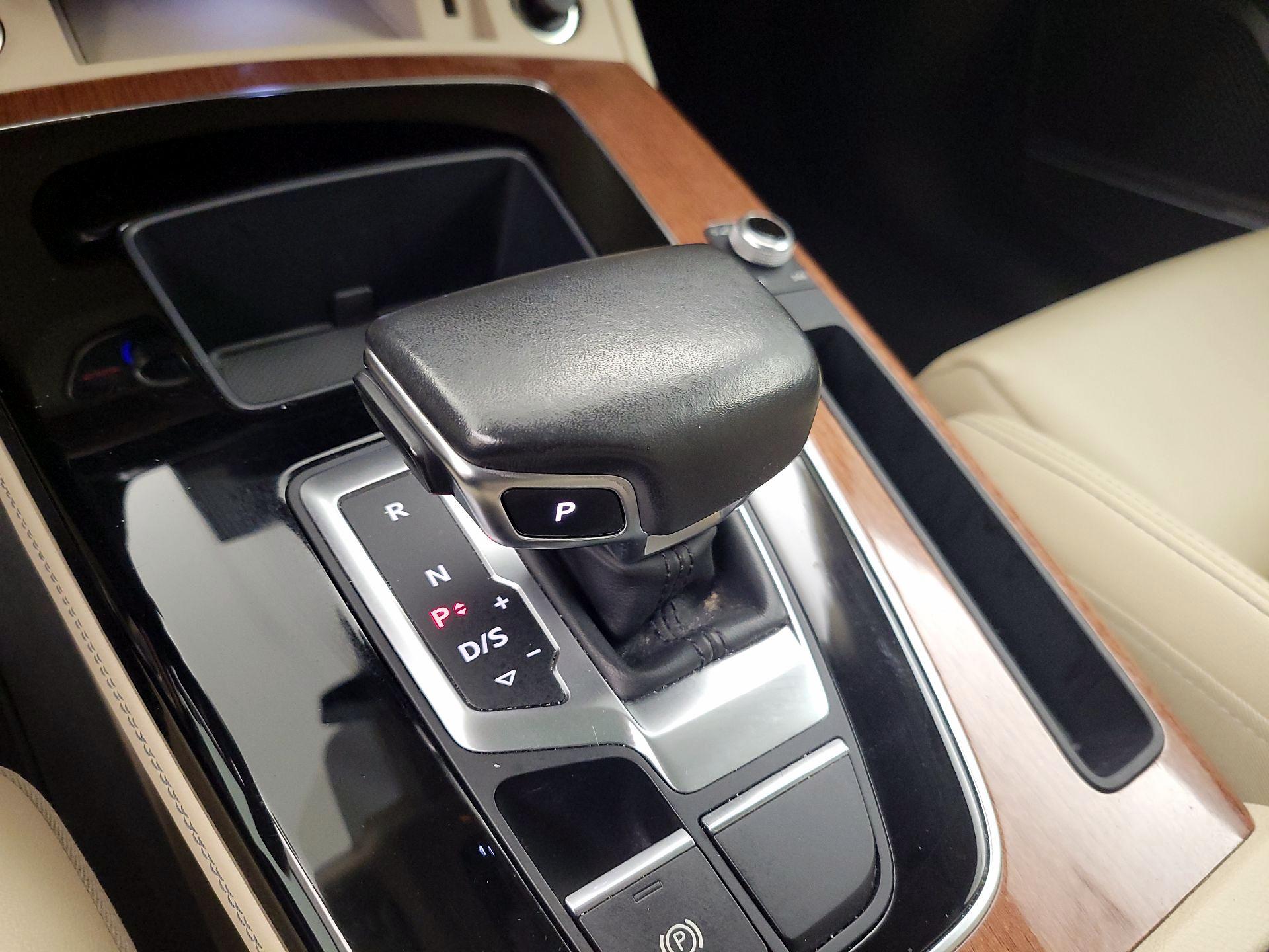 Thumbnail: 2021 Audi Q5 - 17