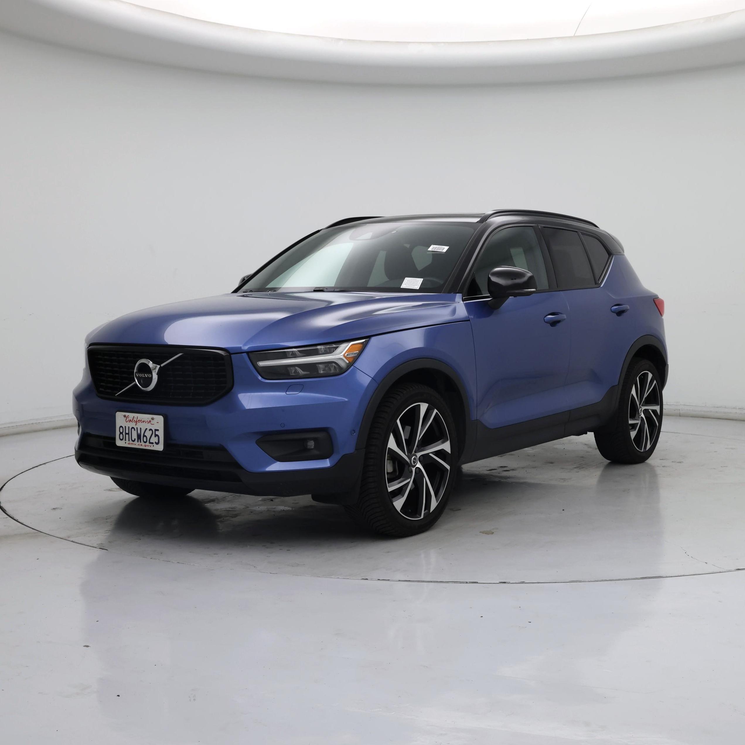Thumbnail: 2019 Volvo XC40 - 4
