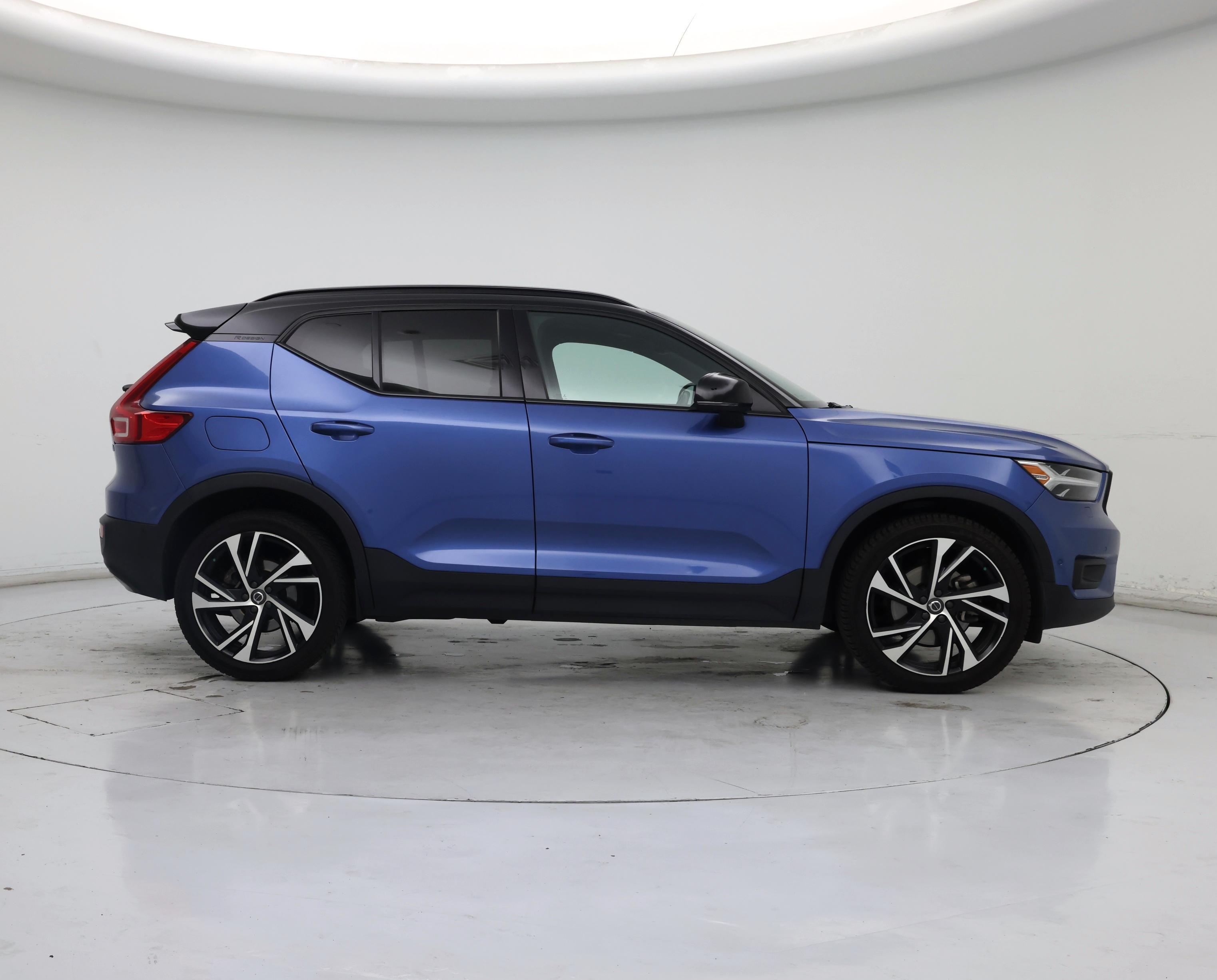 Thumbnail: 2019 Volvo XC40 - 7