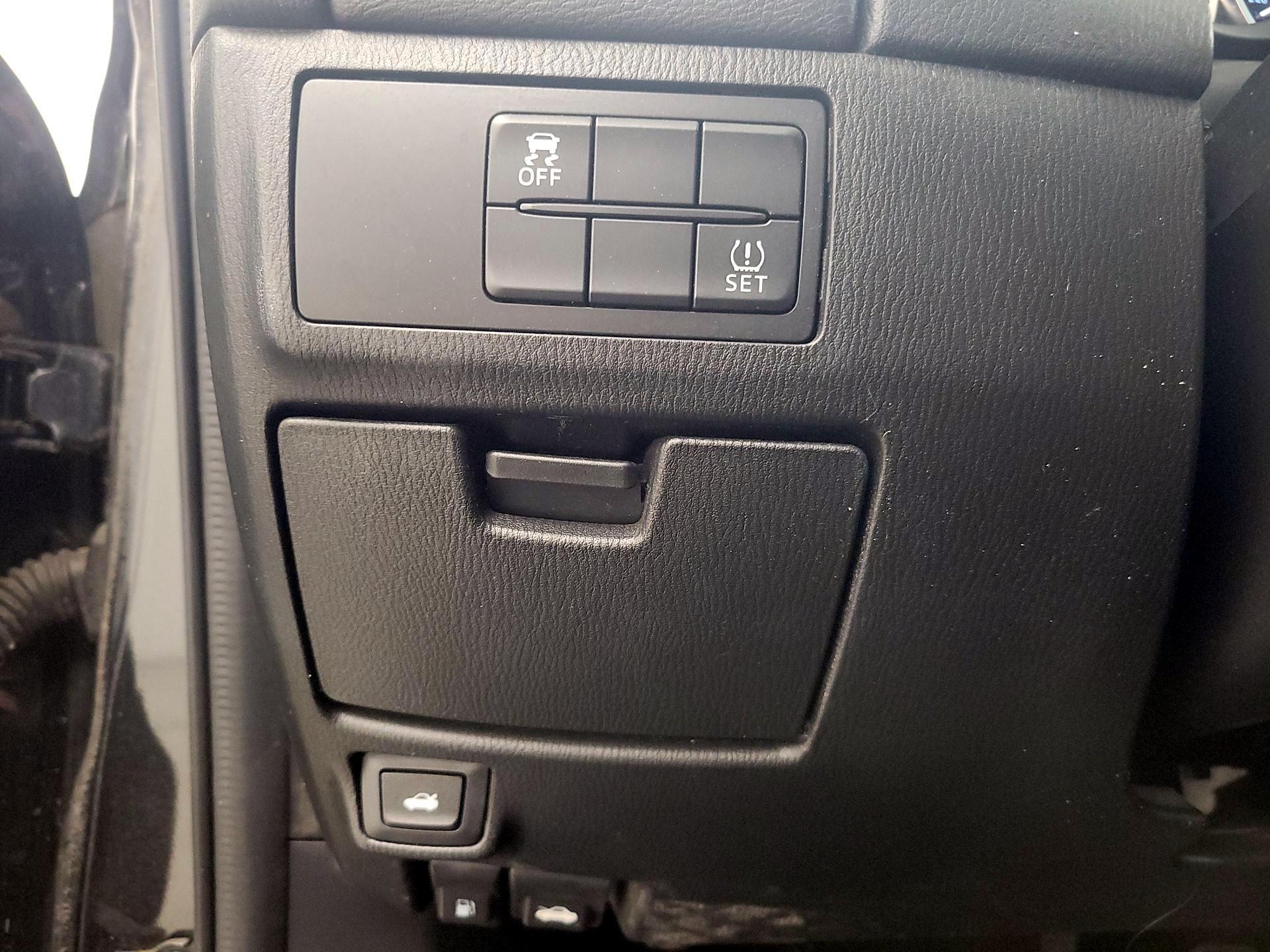 Thumbnail: 2017 Mazda Mazda6 - 13