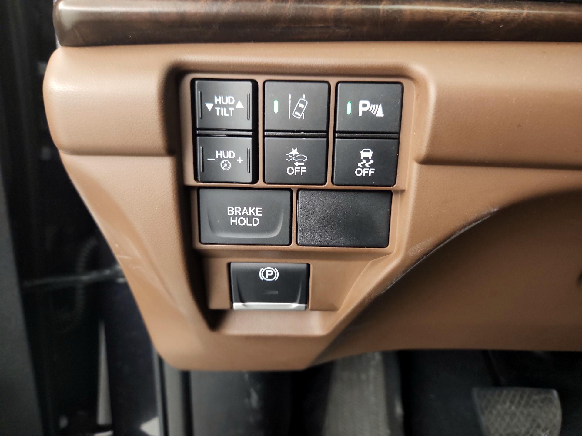 Thumbnail: 2020 Acura RDX - 13