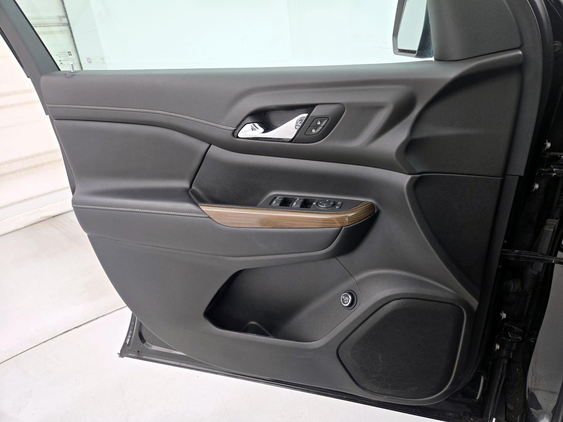 Thumbnail: 2020 GMC Acadia - 12