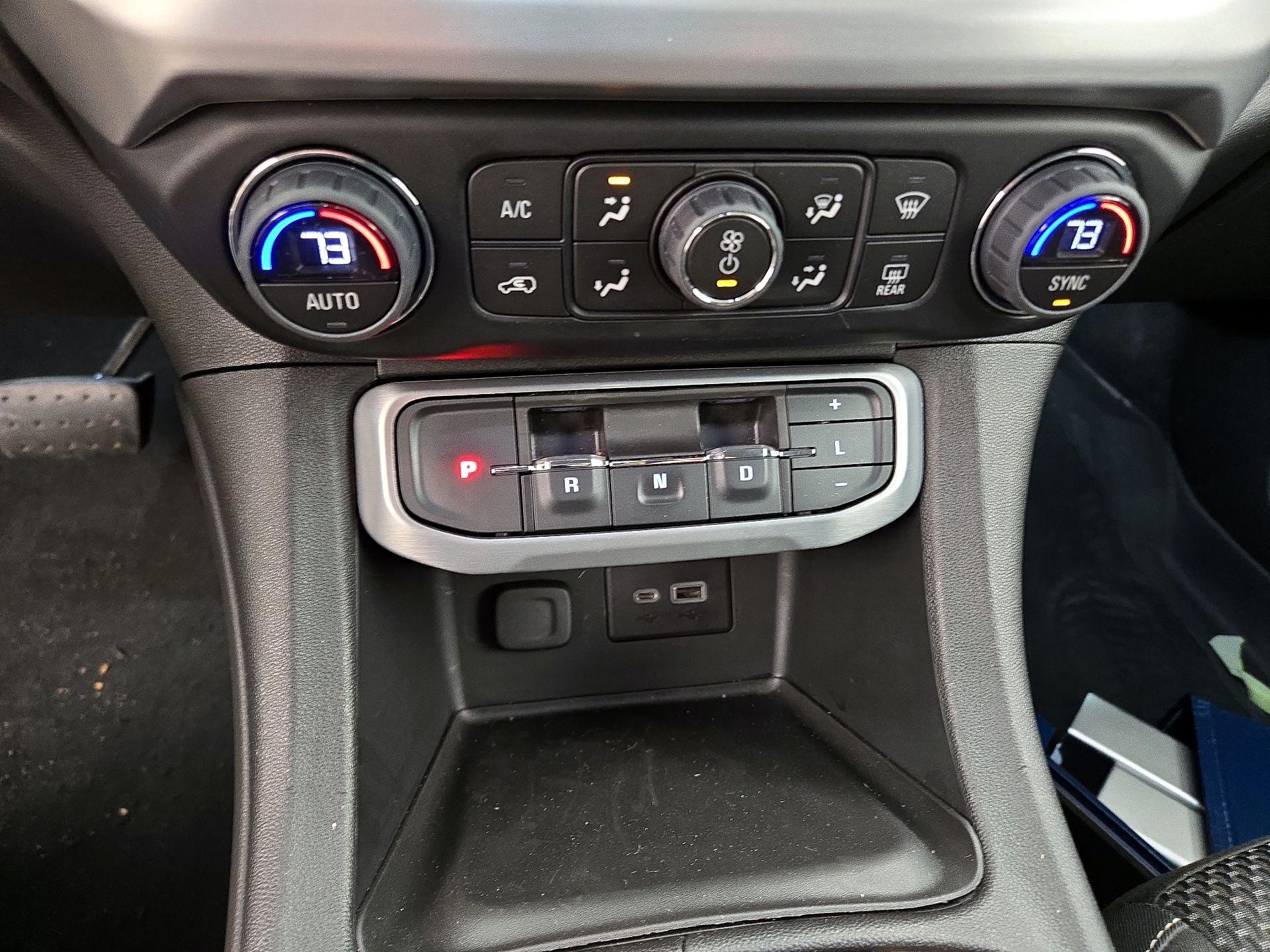 Thumbnail: 2020 GMC Acadia - 17