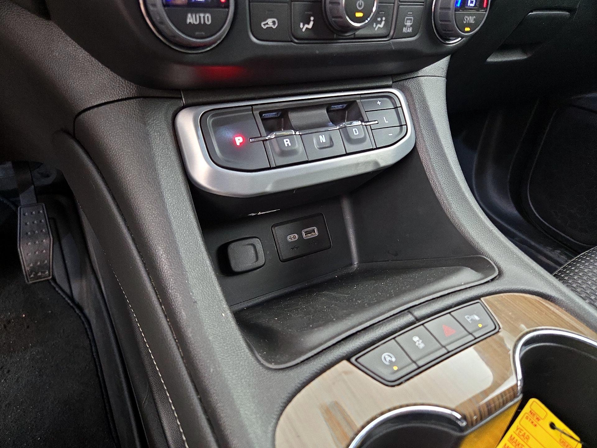 Thumbnail: 2020 GMC Acadia - 18