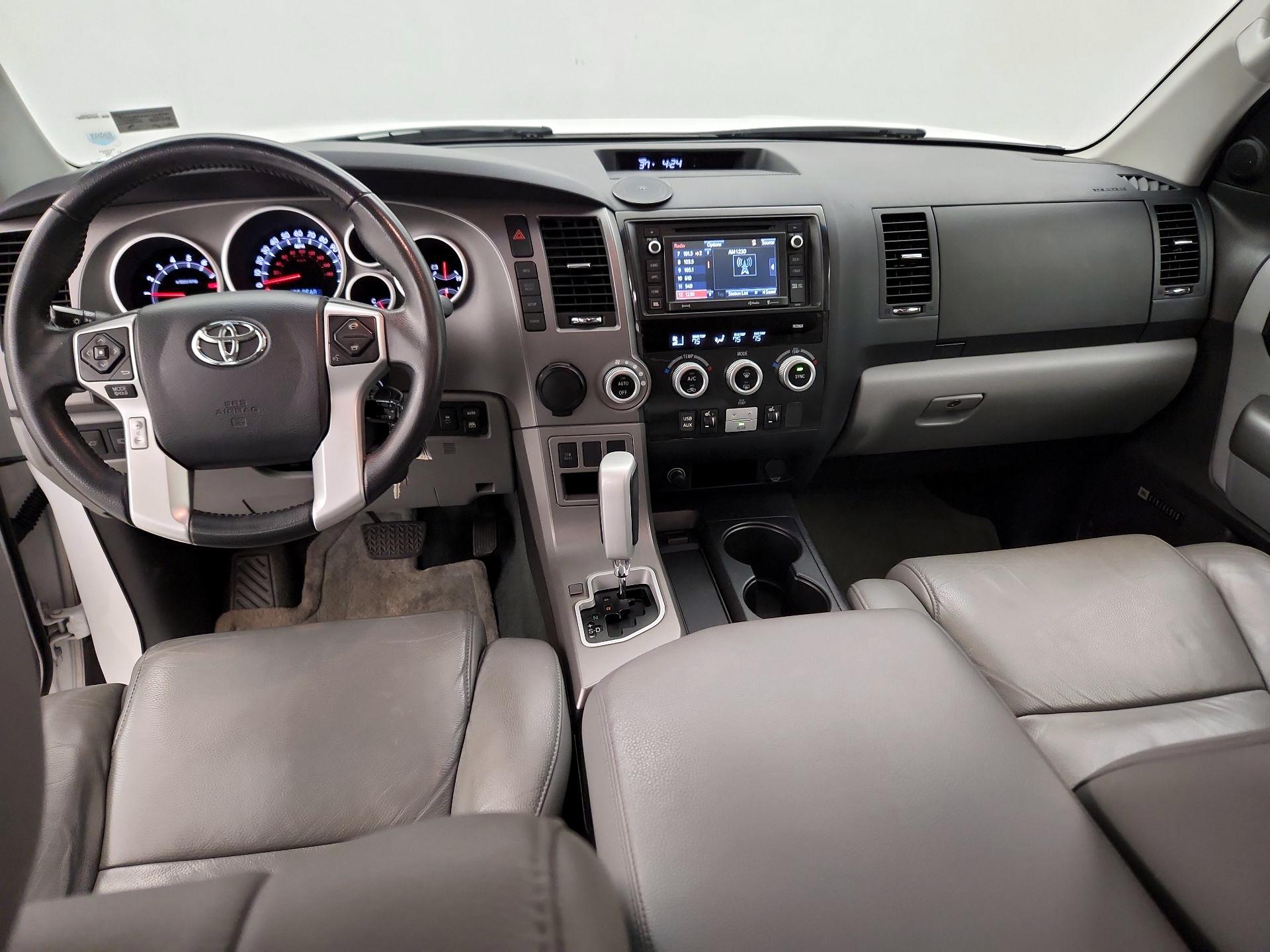 Thumbnail: 2017 Toyota Sequoia - 9