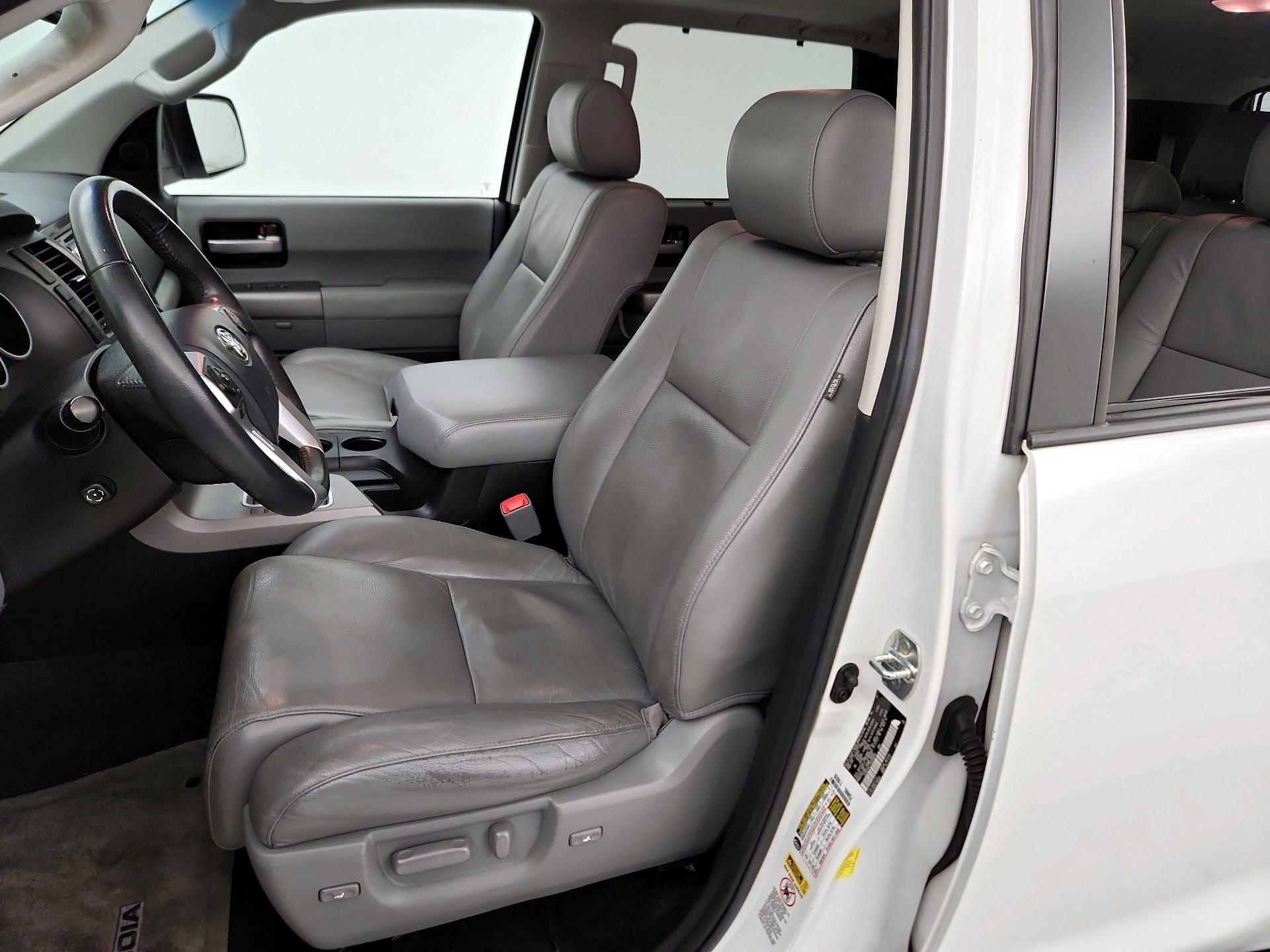 Thumbnail: 2017 Toyota Sequoia - 11