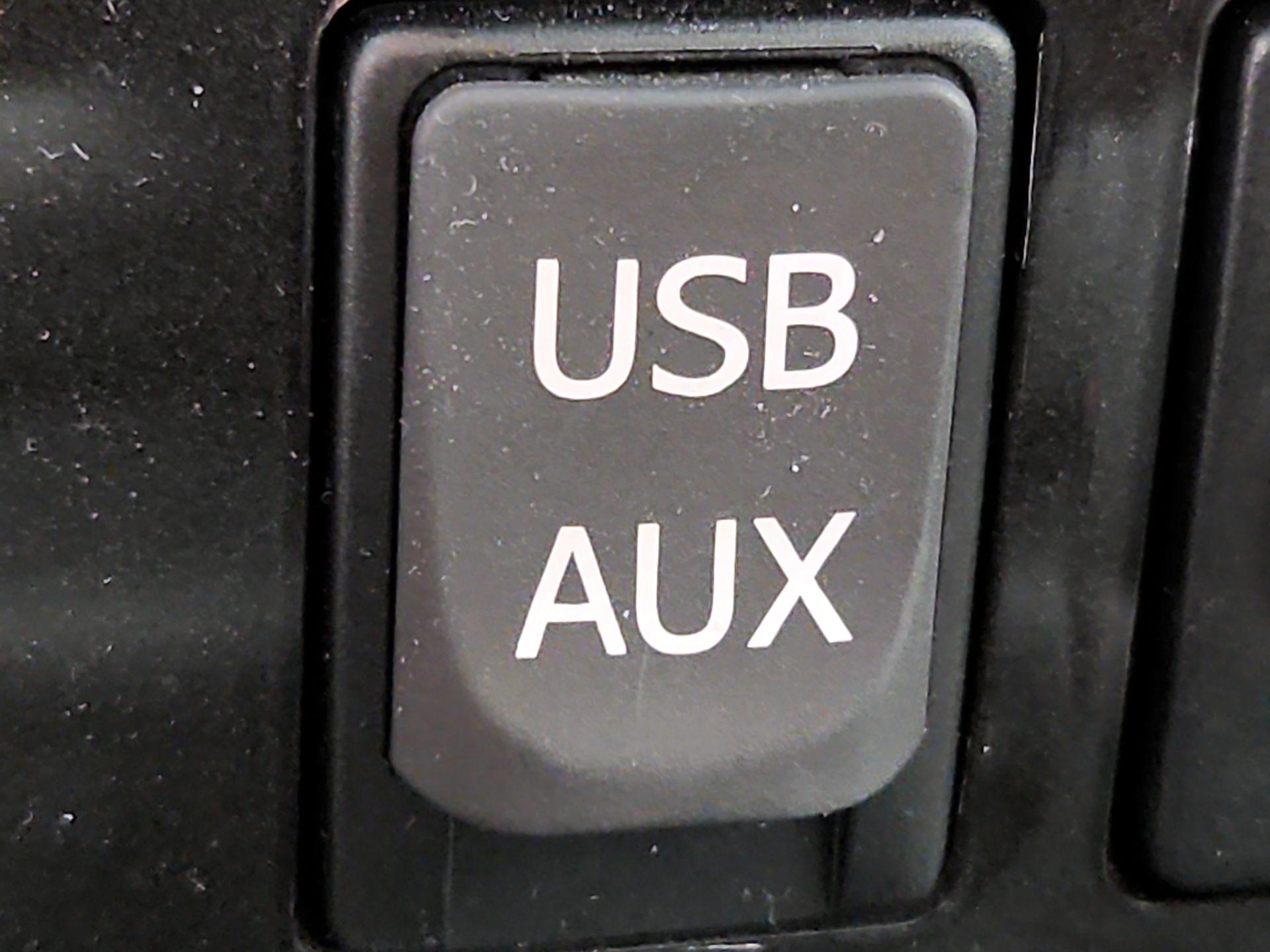 Thumbnail: 2017 Toyota Sequoia - 18