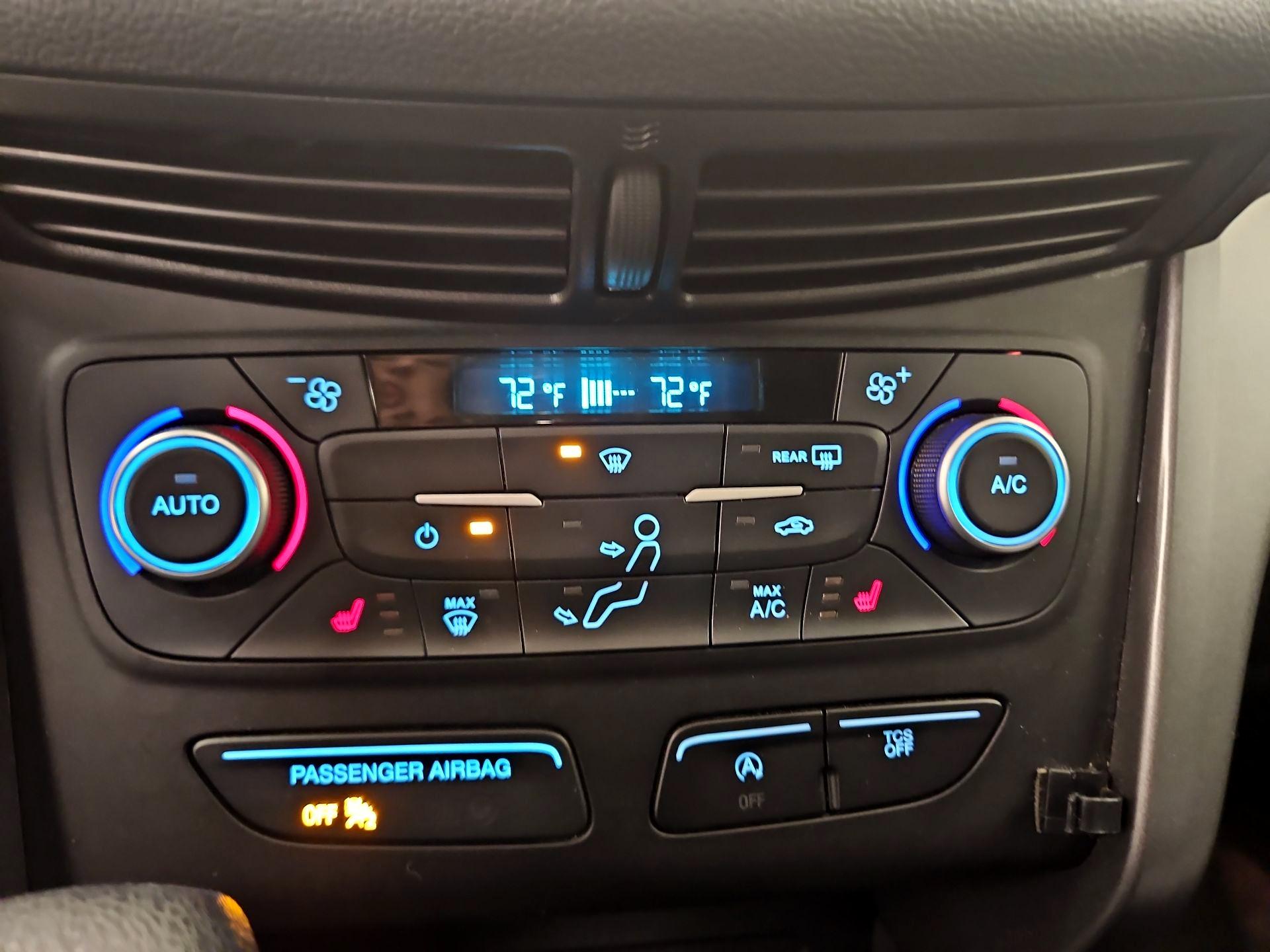 Thumbnail: 2018 Ford Escape - 16