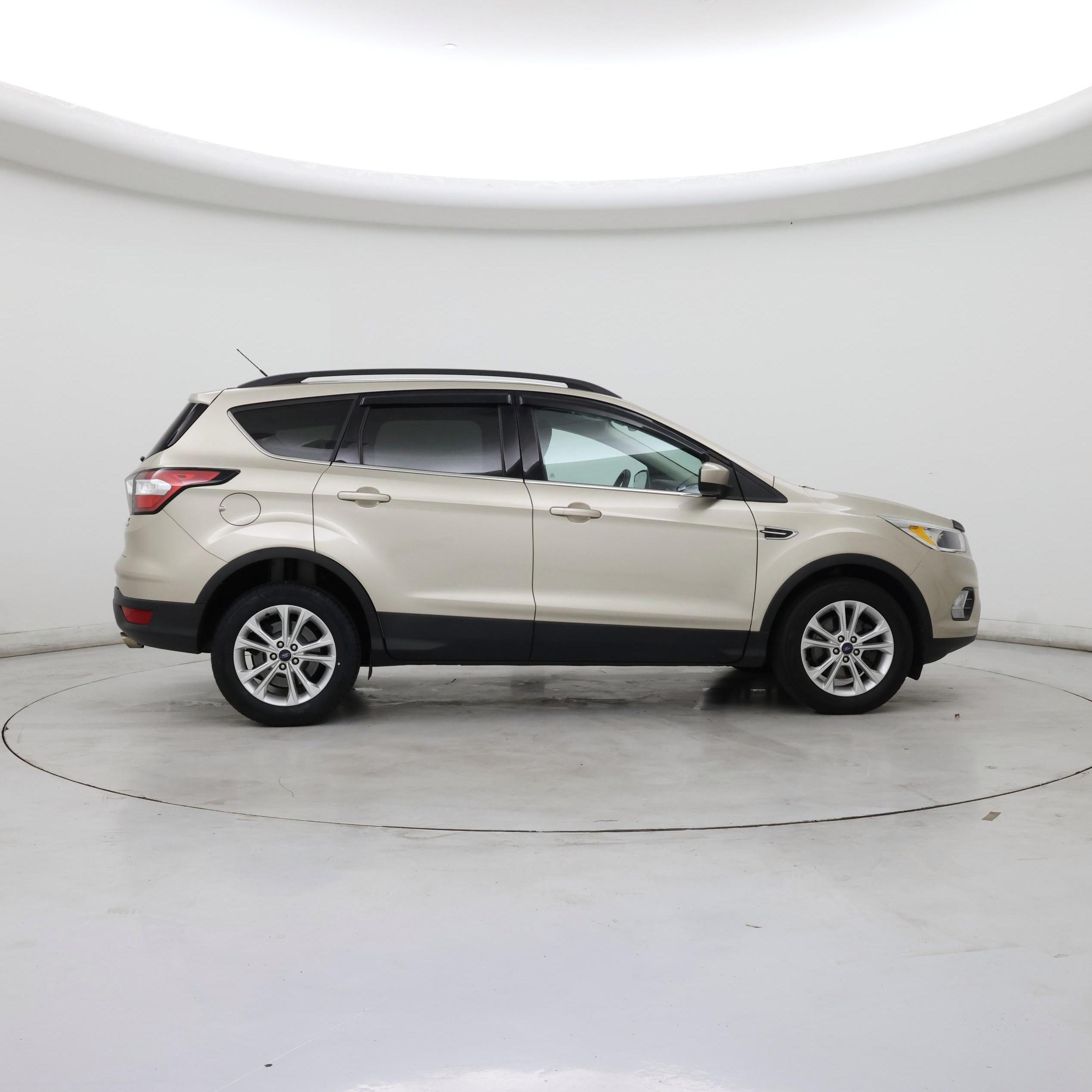 Thumbnail: 2018 Ford Escape - 7