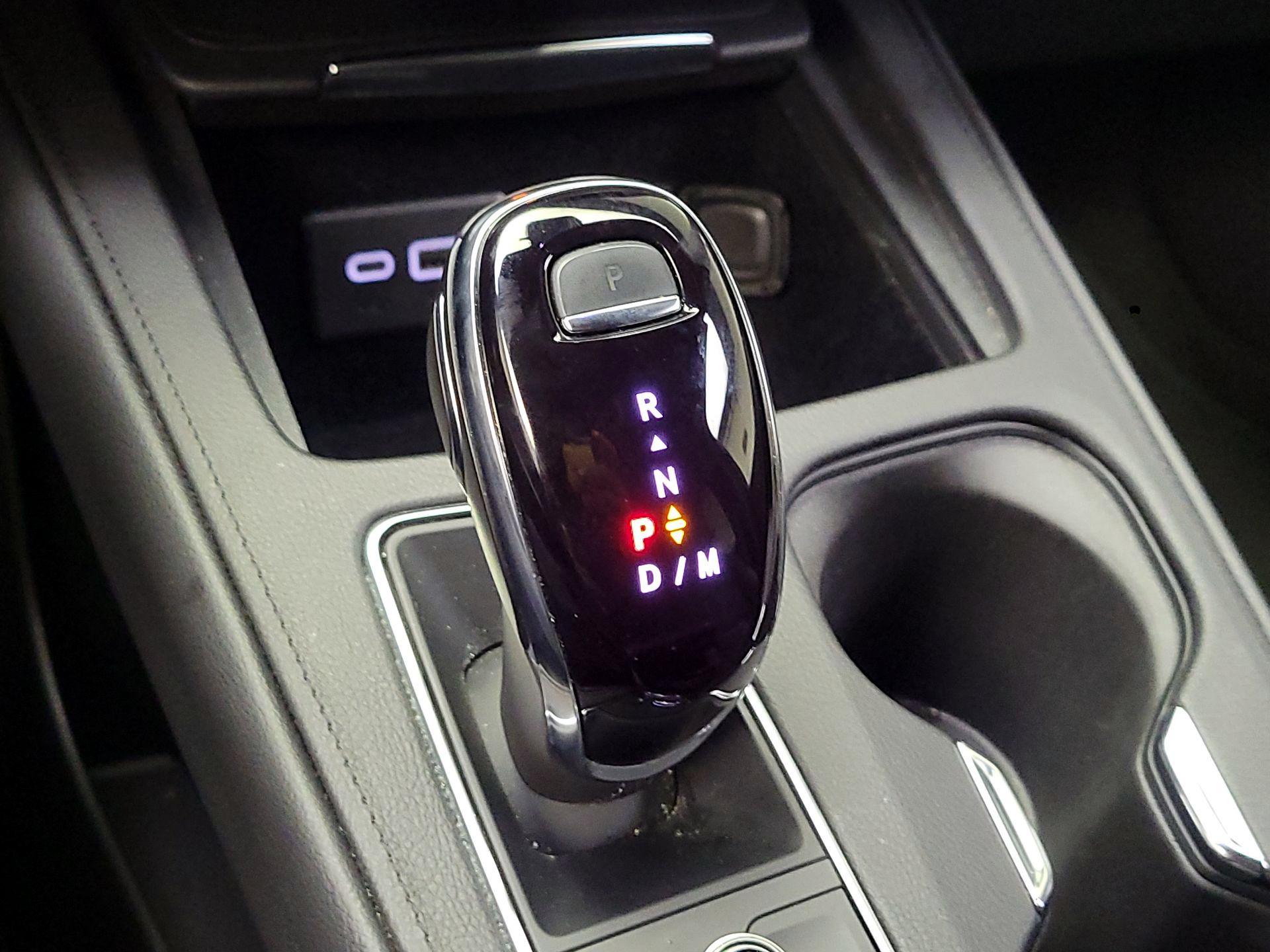 Thumbnail: 2024 Cadillac XT4 - 18