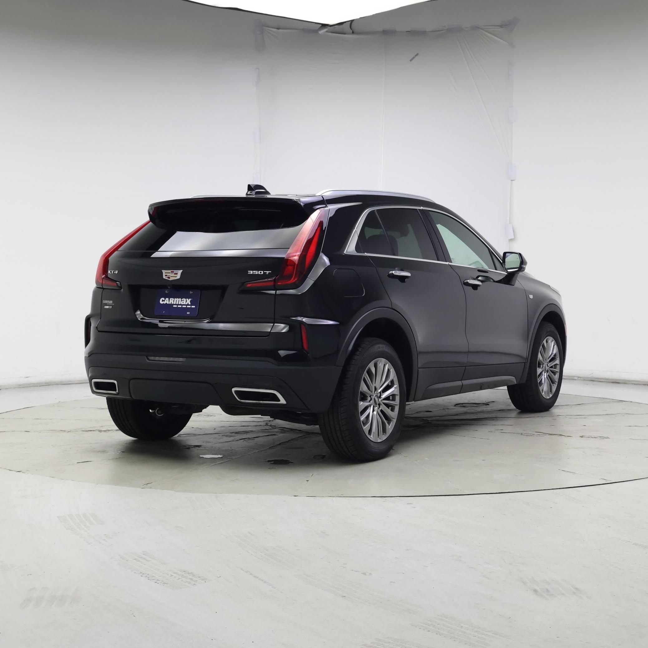 Thumbnail: 2024 Cadillac XT4 - 8
