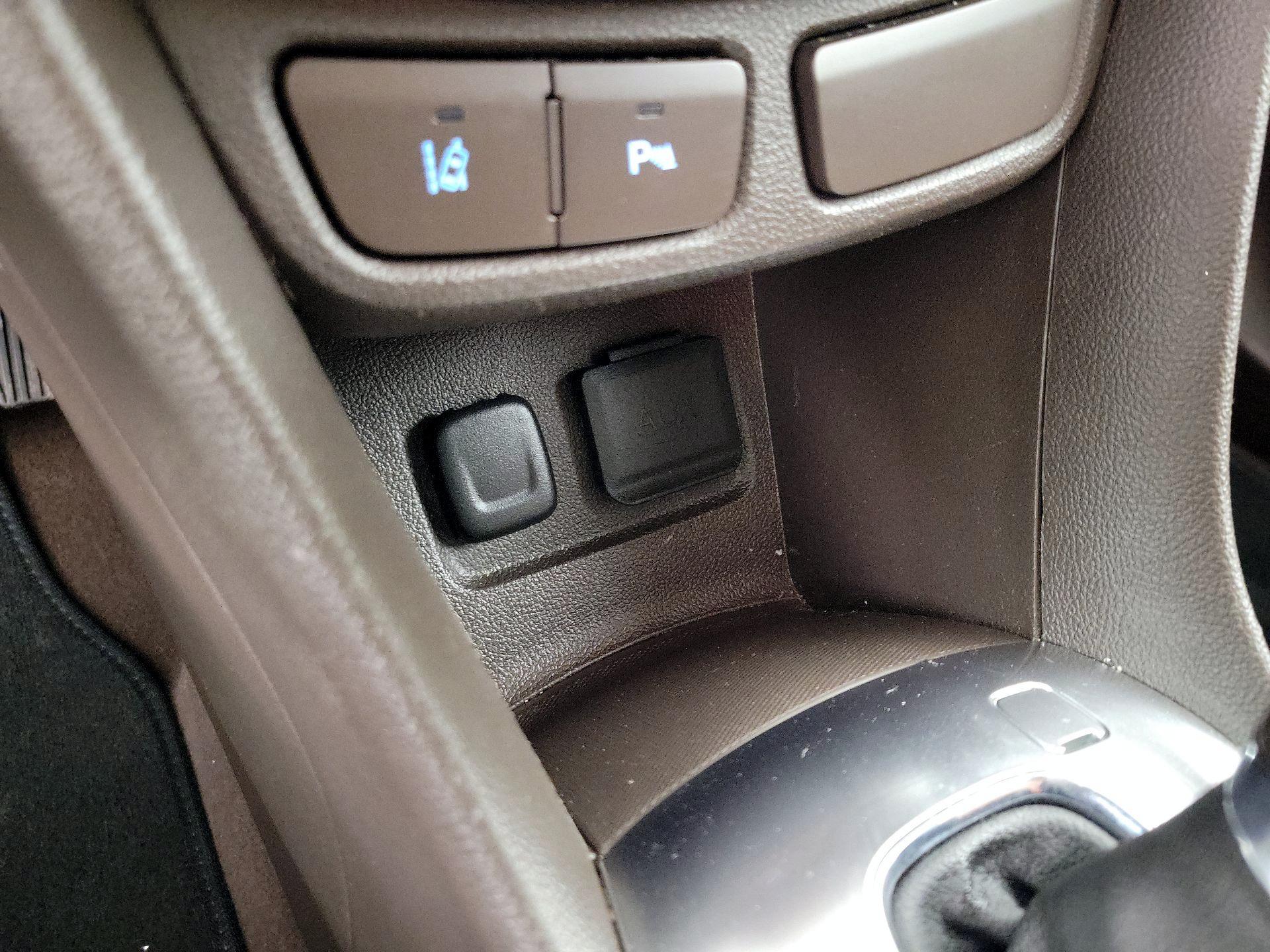 Thumbnail: 2015 Buick Encore - 19