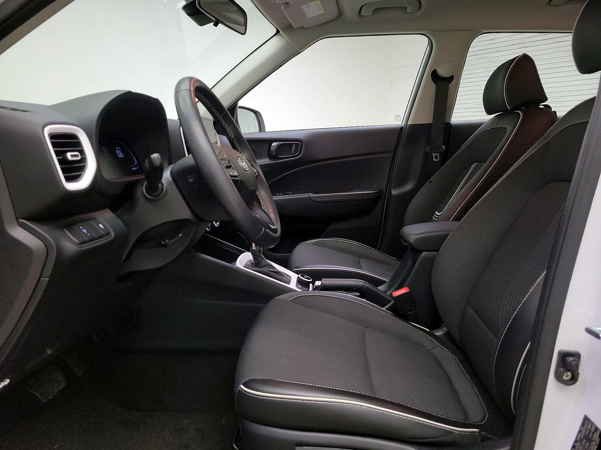 Thumbnail: 2023 Hyundai Venue - 11