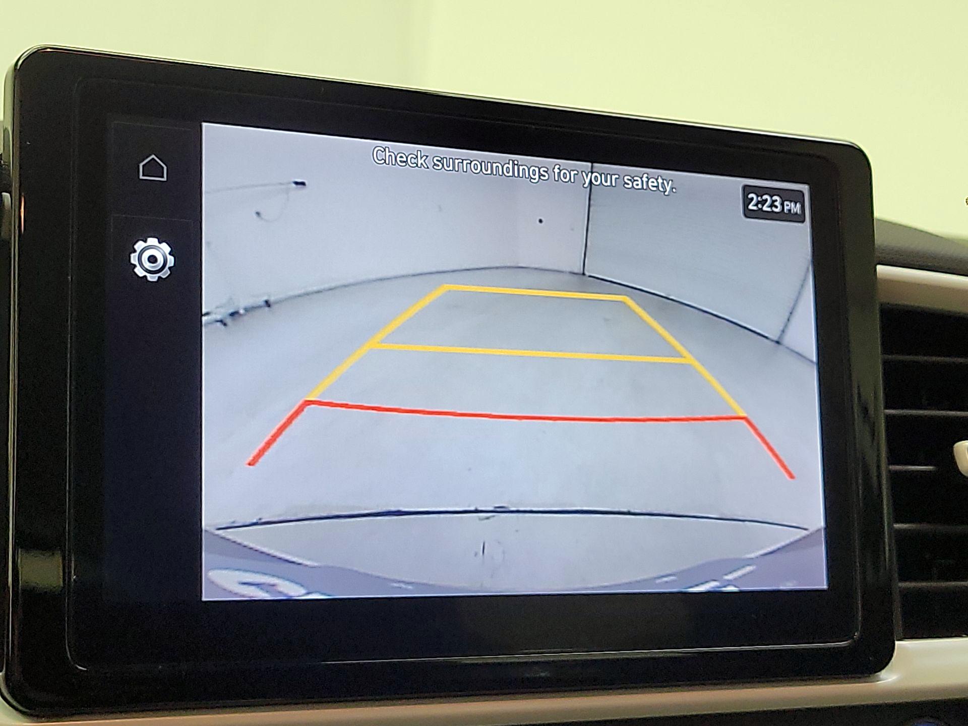 Thumbnail: 2023 Hyundai Venue - 15