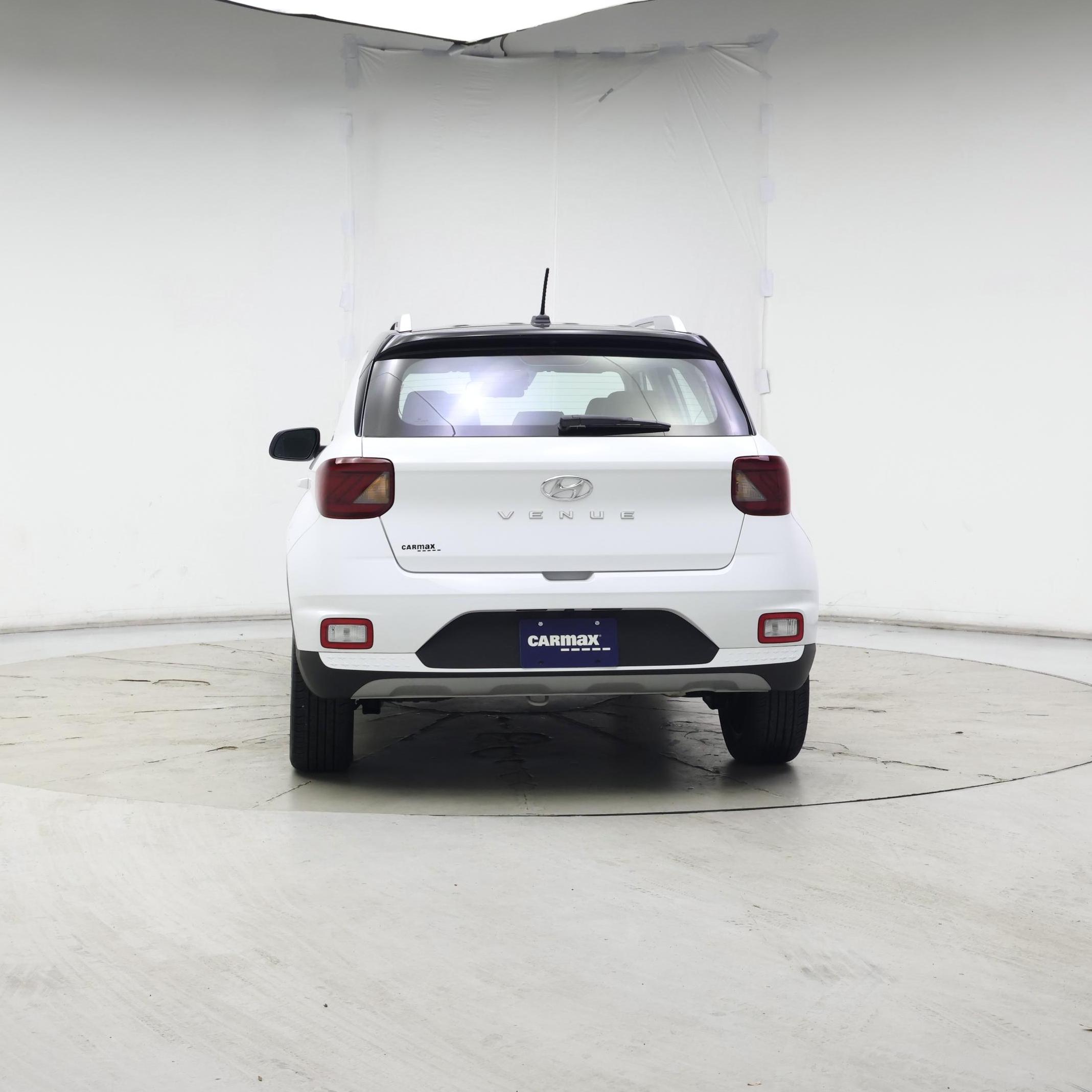 Thumbnail: 2023 Hyundai Venue - 6