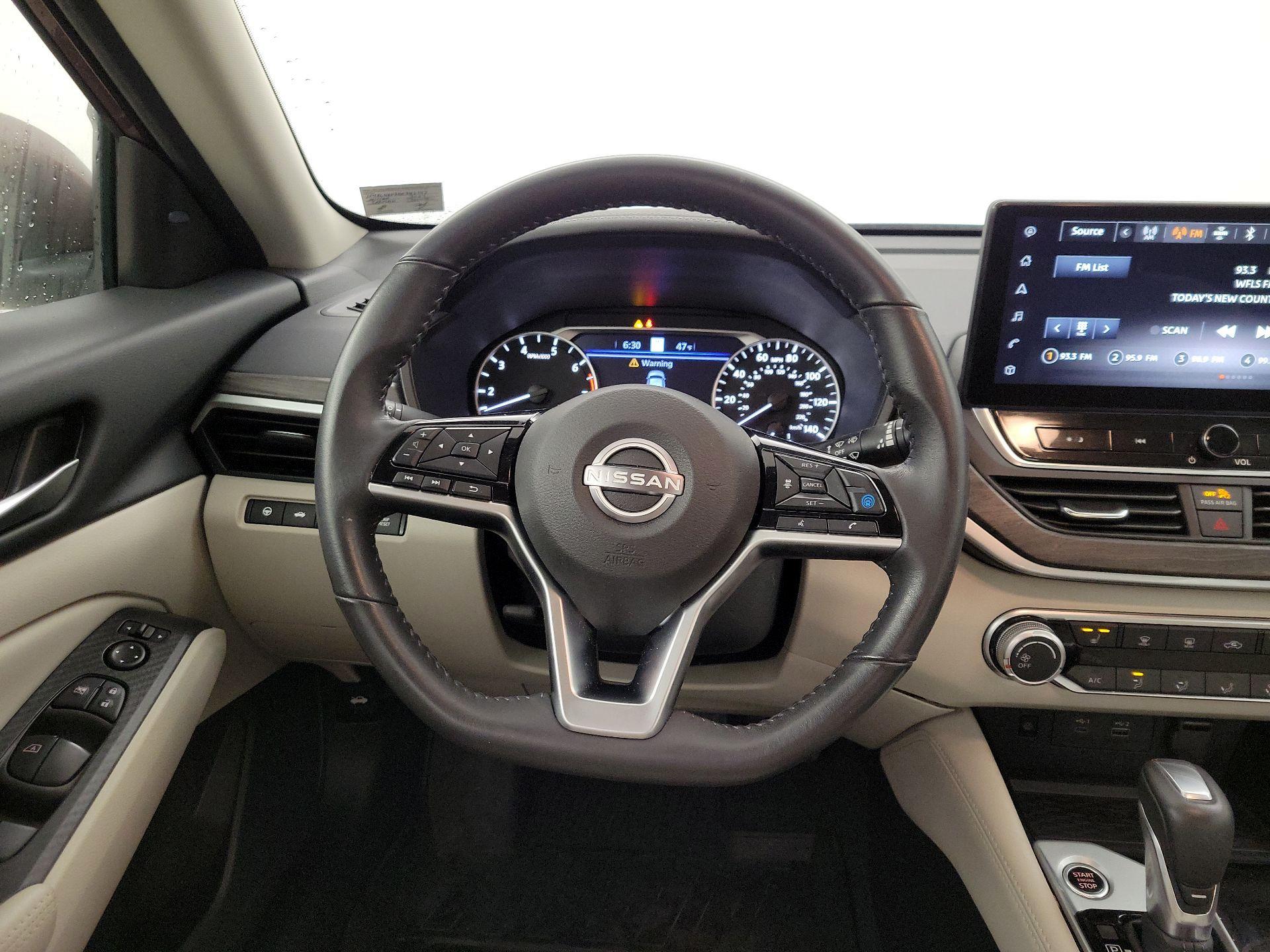 Thumbnail: 2024 Nissan Altima - 10