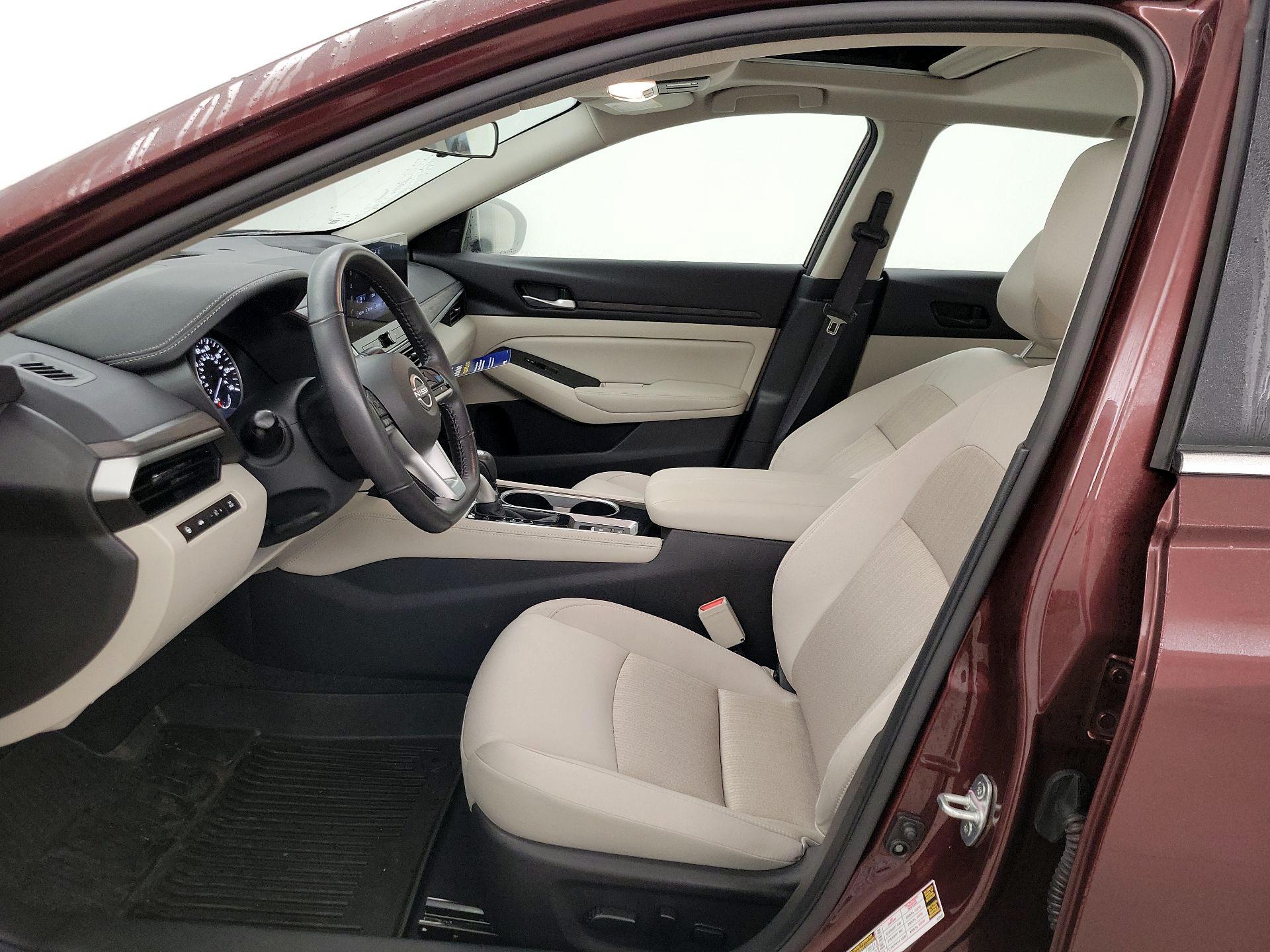 Thumbnail: 2024 Nissan Altima - 11