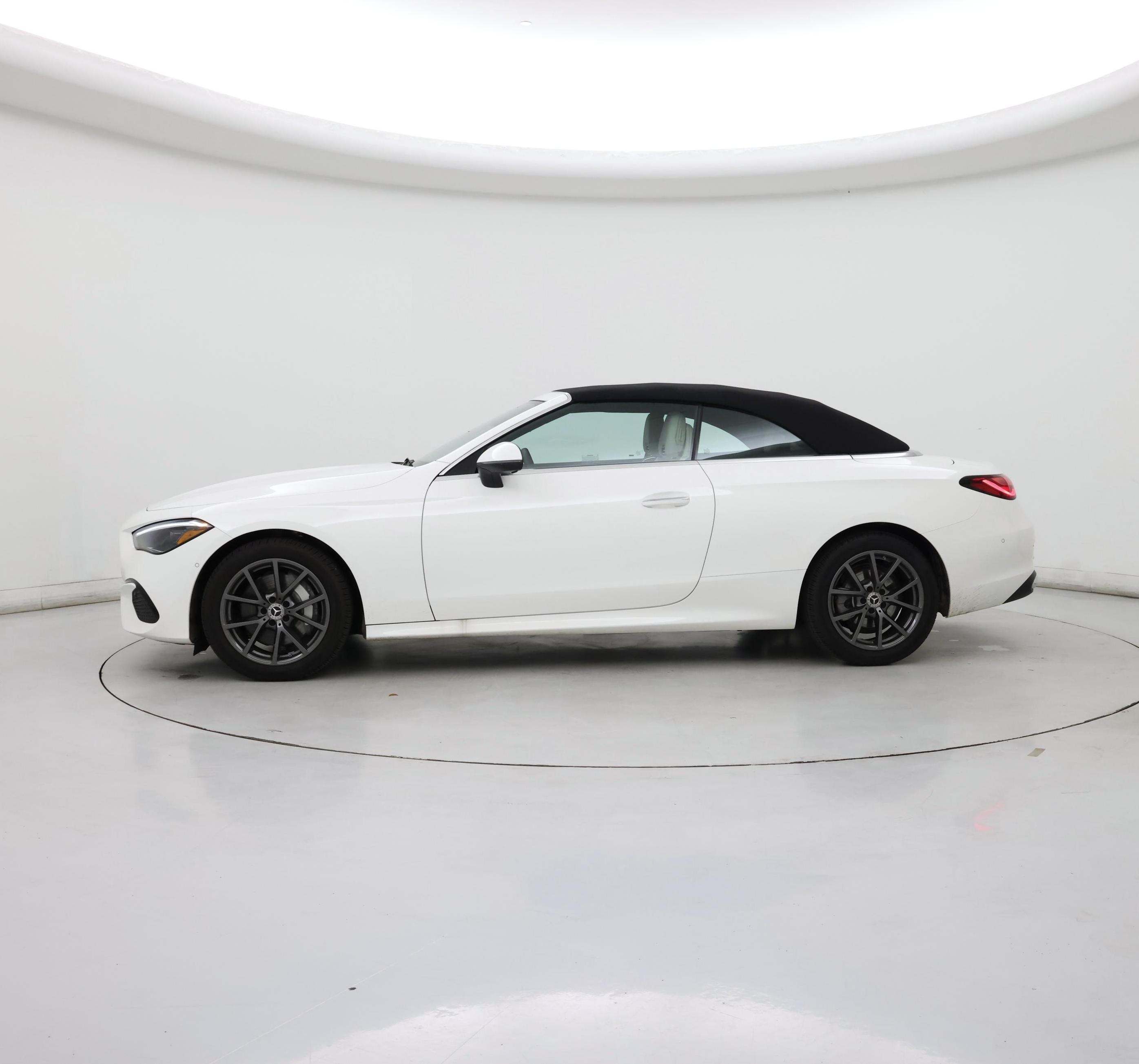 Thumbnail: 2024 Mercedes-Benz CLE - 3