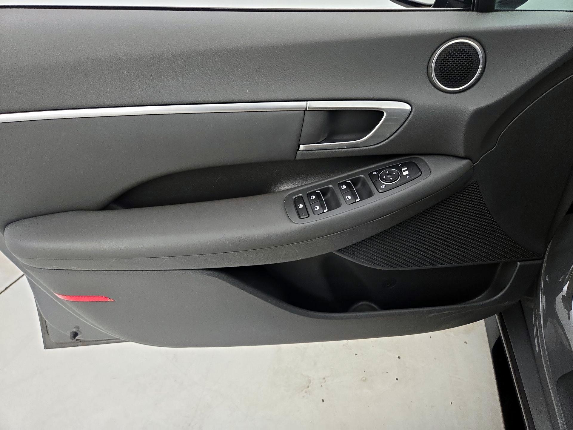 Thumbnail: 2020 Hyundai Sonata - 12