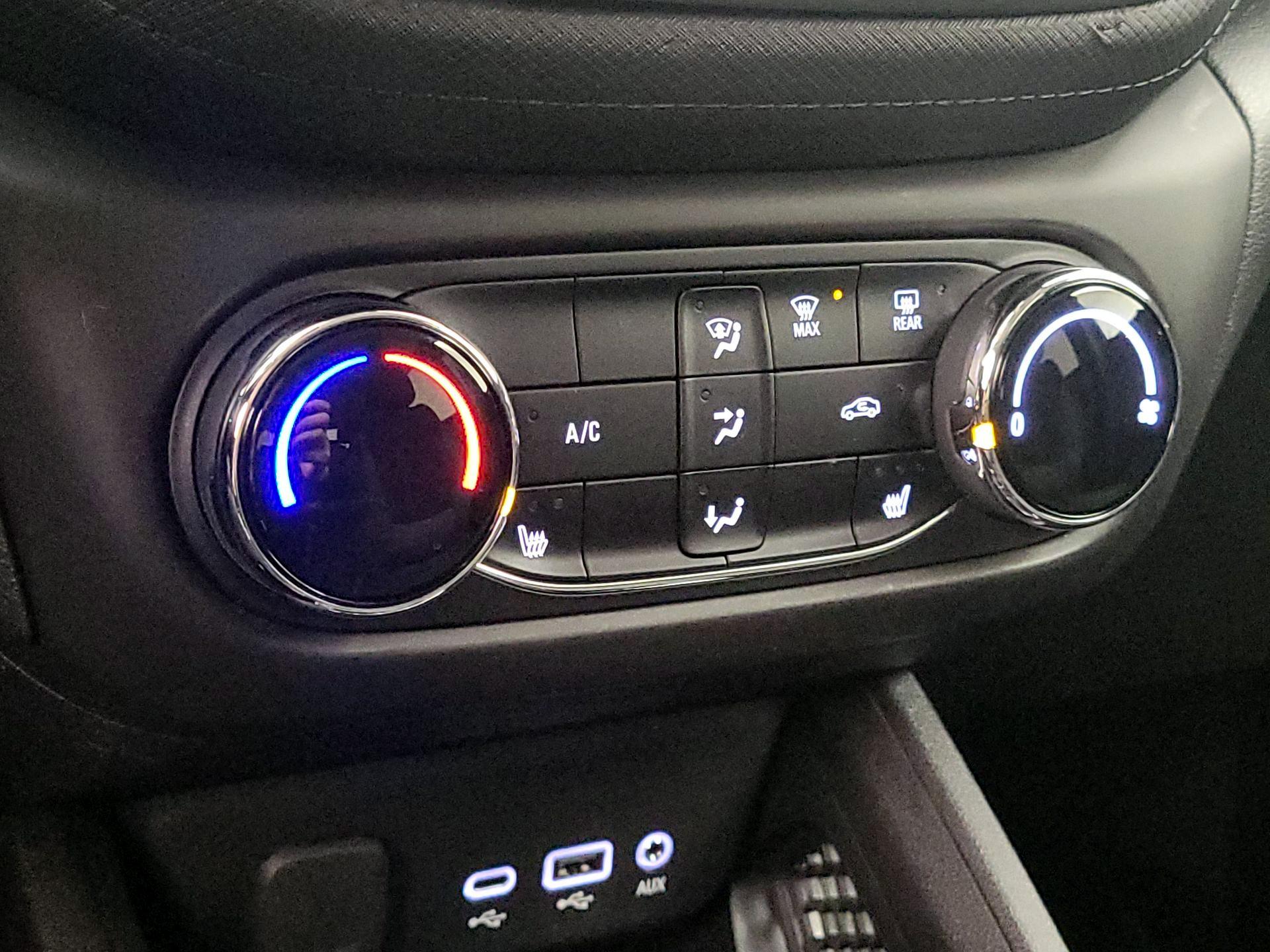 Thumbnail: 2023 Chevrolet TrailBlazer - 16