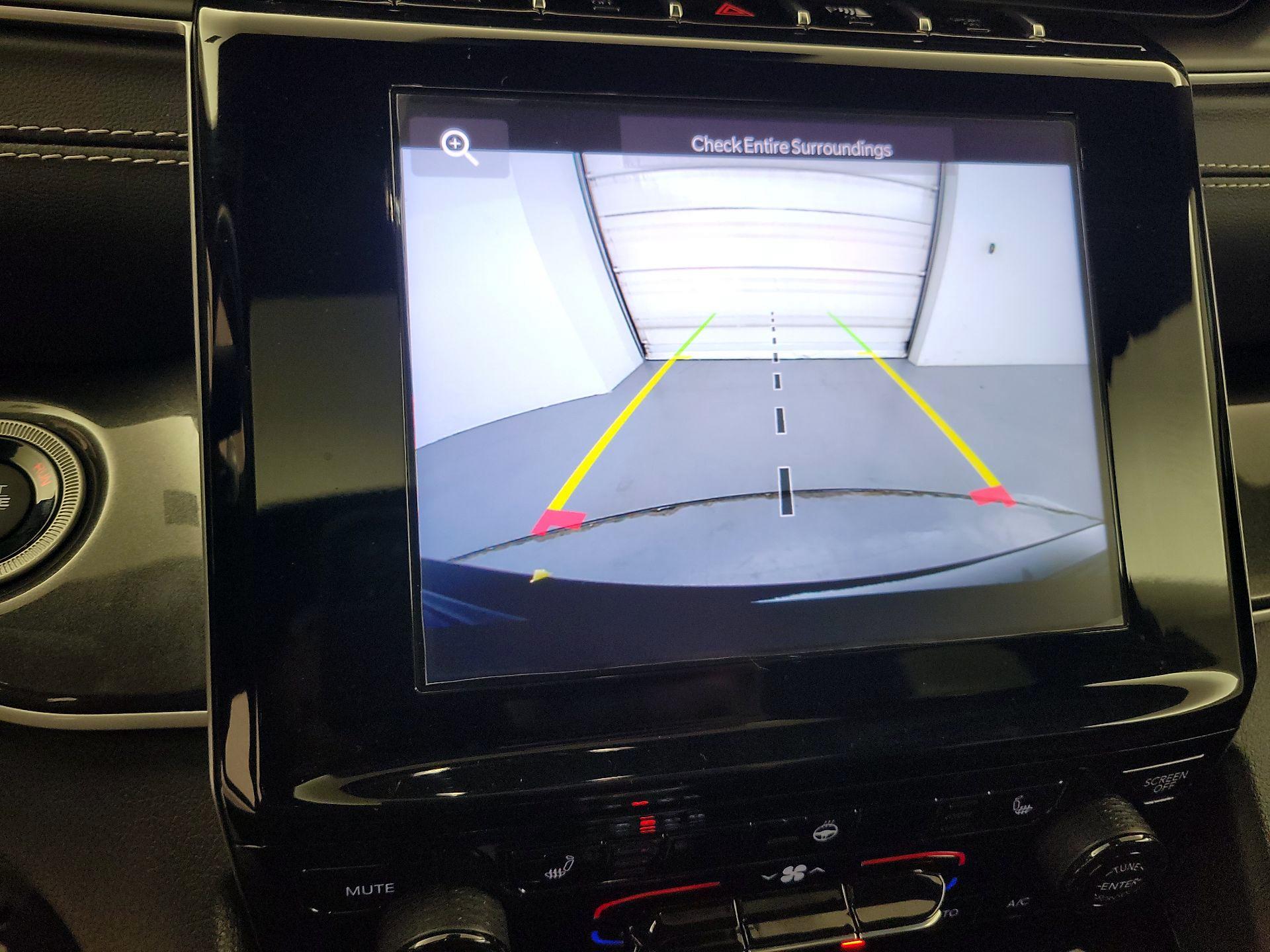 Thumbnail: 2022 Jeep Grand Cherokee - 13