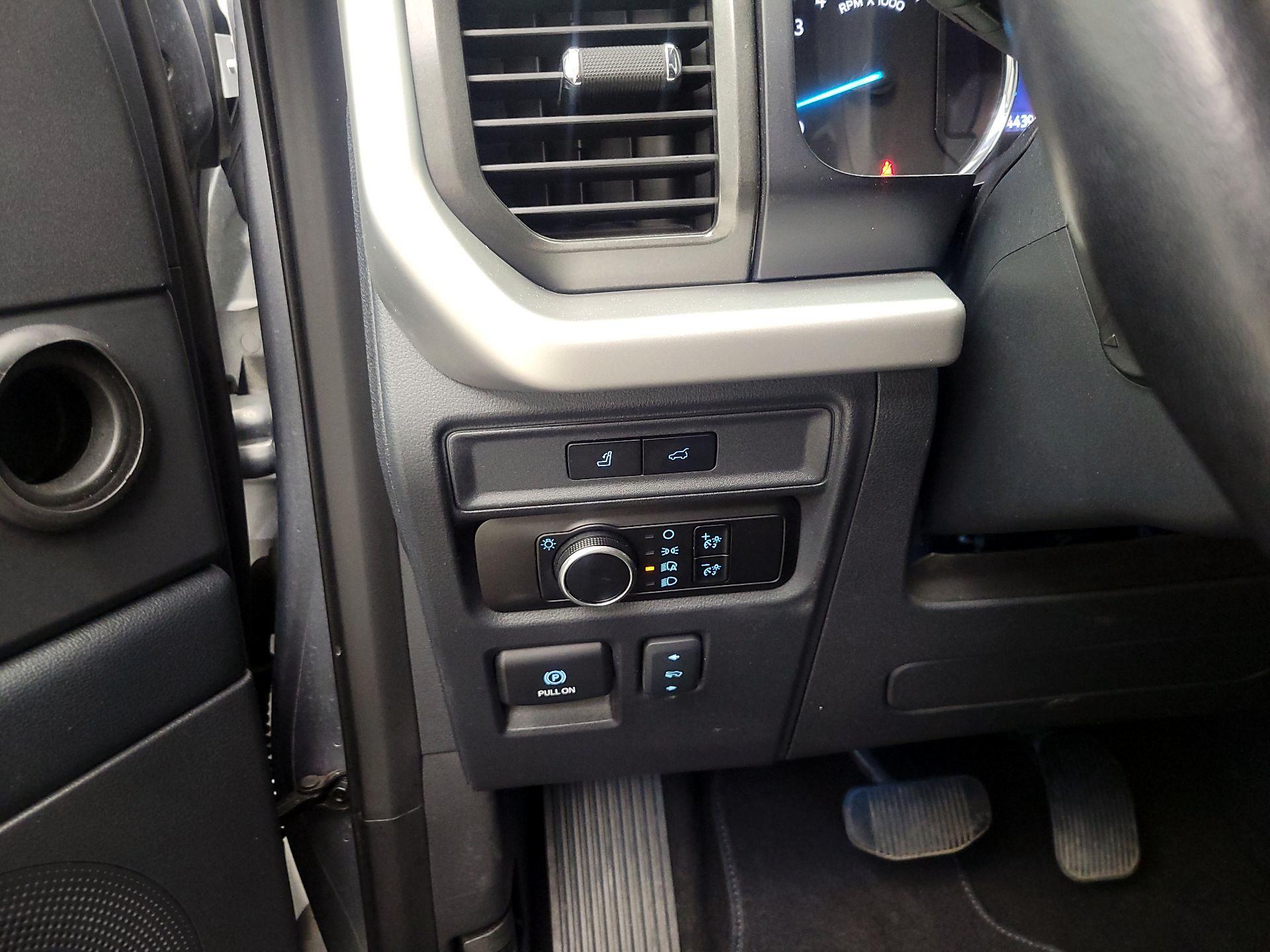 Thumbnail: 2024 Ford Expedition - 13