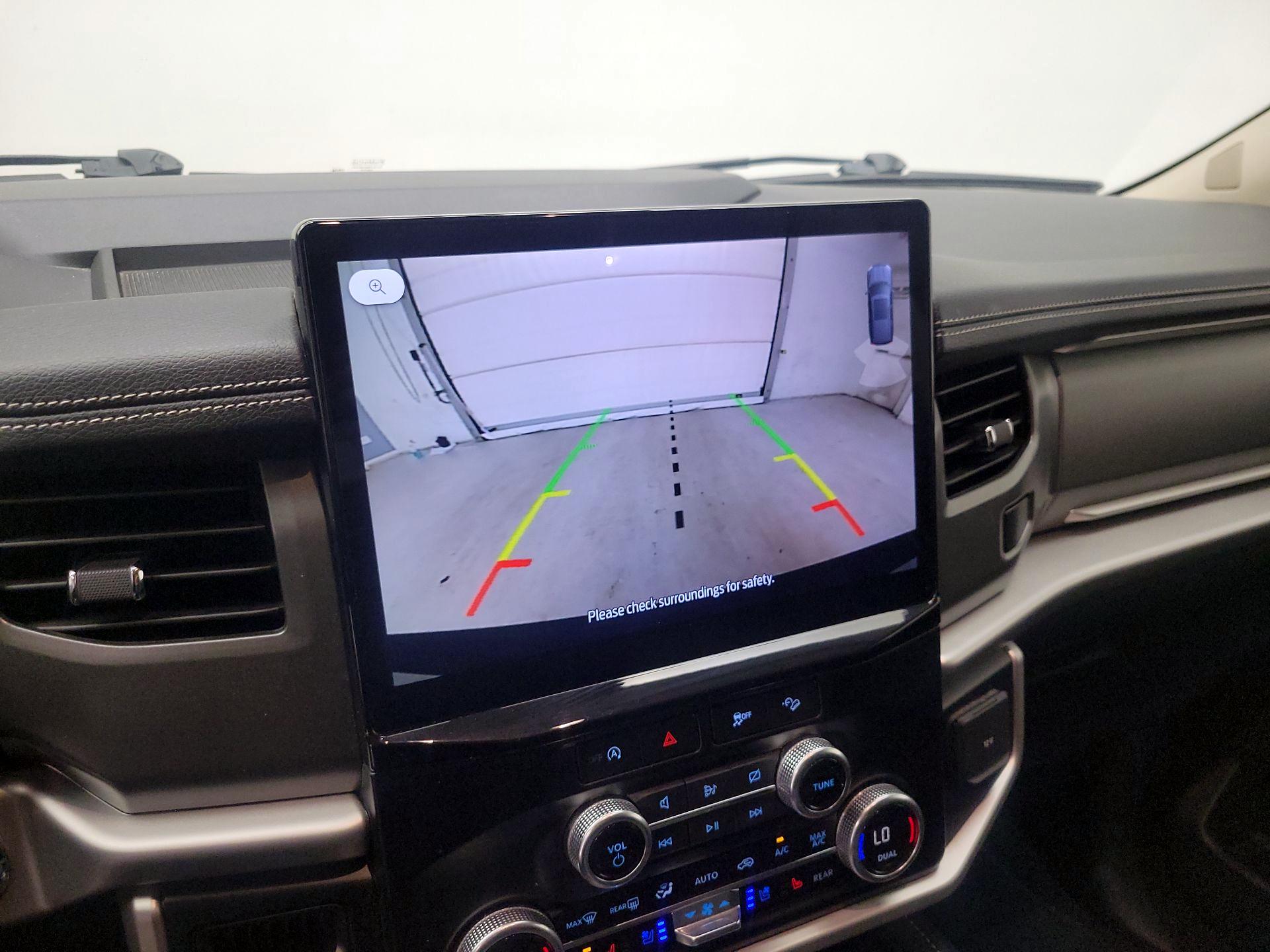 Thumbnail: 2024 Ford Expedition - 15